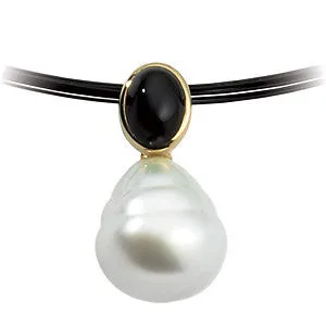 14k Yellow Gold 8X6mm Onyx & 12mm South Sea Cultured Circle Pearl Pendant
