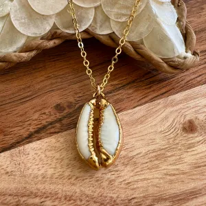 1753 - Cowrie Shell Necklace