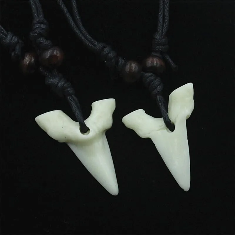 2PCS Hawaiian Protection Amulet Lucky Pendant Necklace Vintage Tiki Fish Hook Turtles Tortoise Shark Wolf Tooth Caved Satue Adjustable Rope Chain Necklaces for Men Women