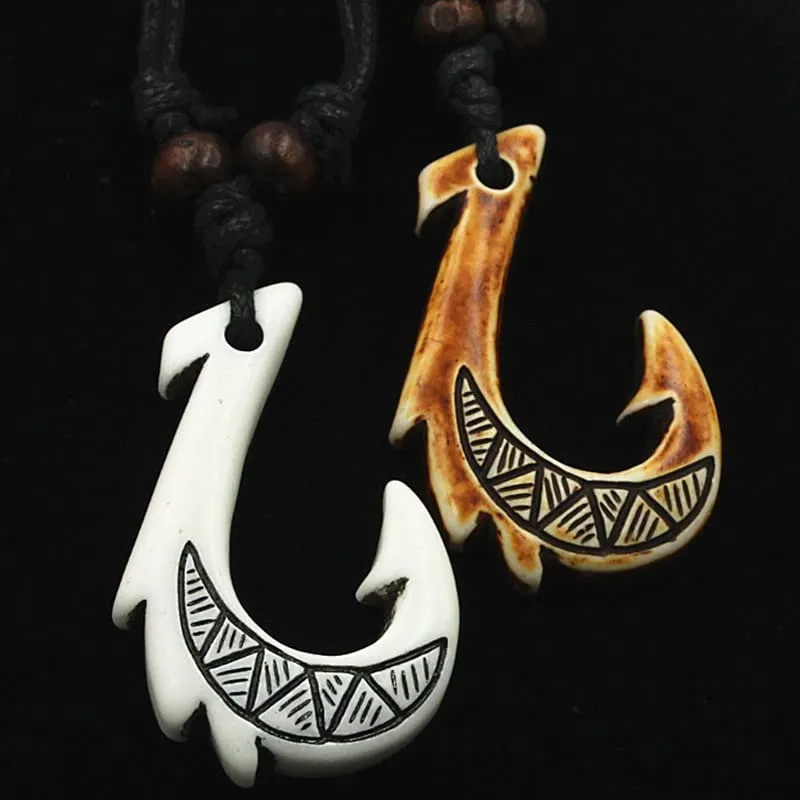 2PCS Hawaiian Protection Amulet Lucky Pendant Necklace Vintage Tiki Fish Hook Turtles Tortoise Shark Wolf Tooth Caved Satue Adjustable Rope Chain Necklaces for Men Women