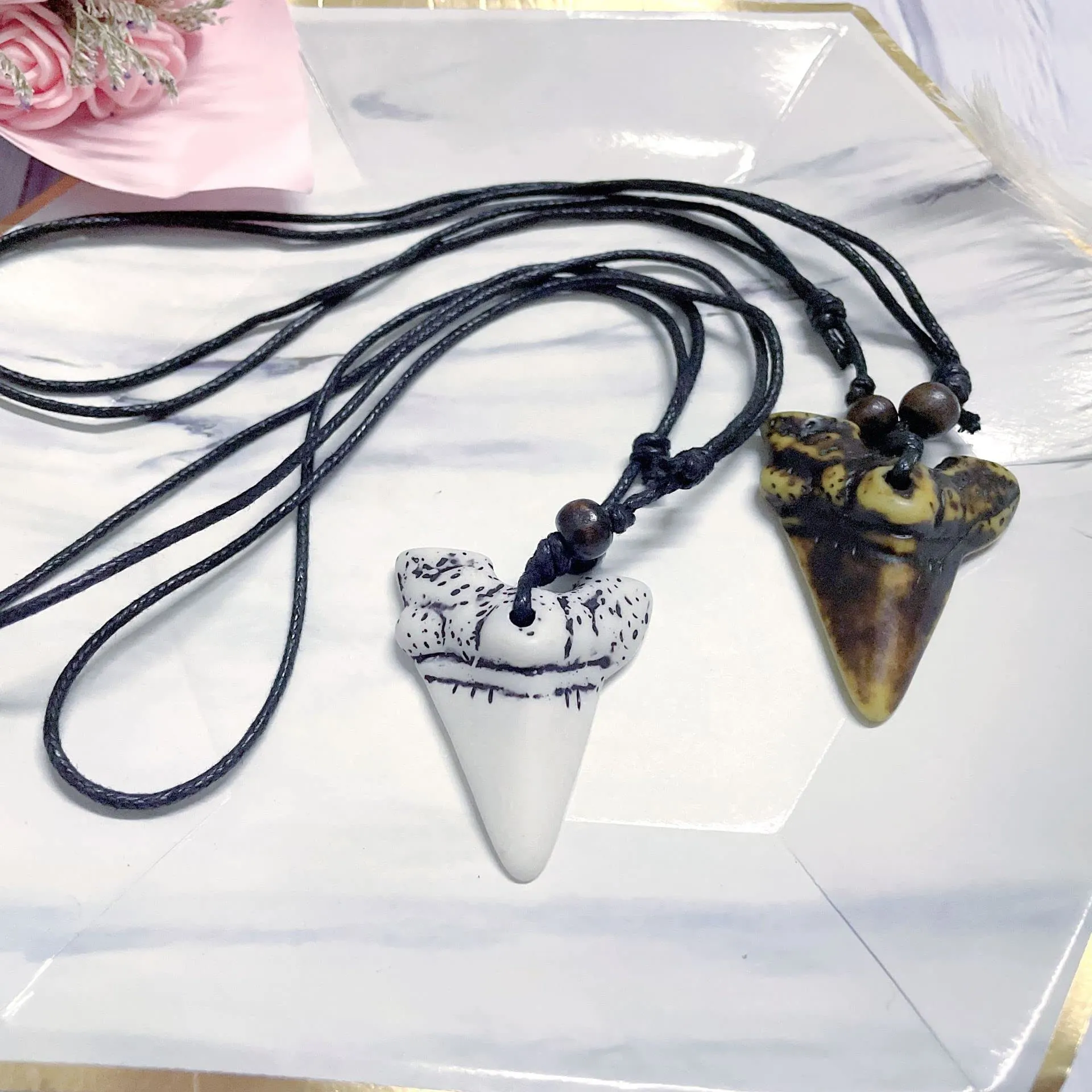 2PCS Hawaiian Protection Amulet Lucky Pendant Necklace Vintage Tiki Fish Hook Turtles Tortoise Shark Wolf Tooth Caved Satue Adjustable Rope Chain Necklaces for Men Women