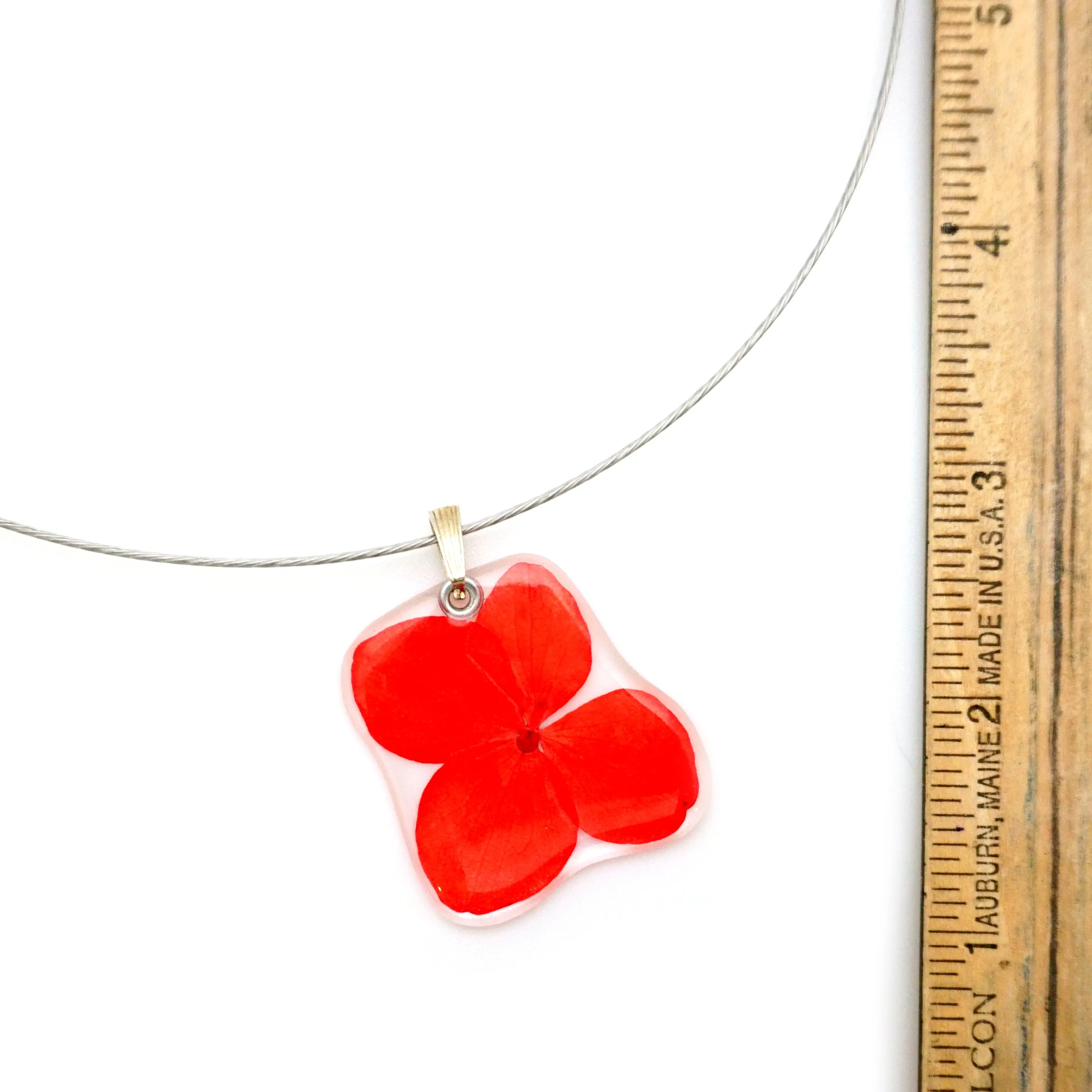 69218 Dark Pink Hydrangea Pendant