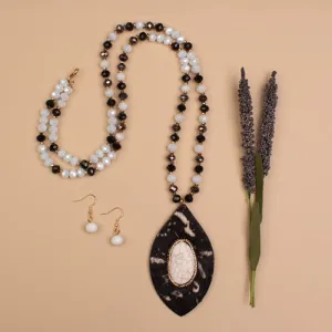 72728 - Squash Blossom Animal Hide Necklace - Black & White