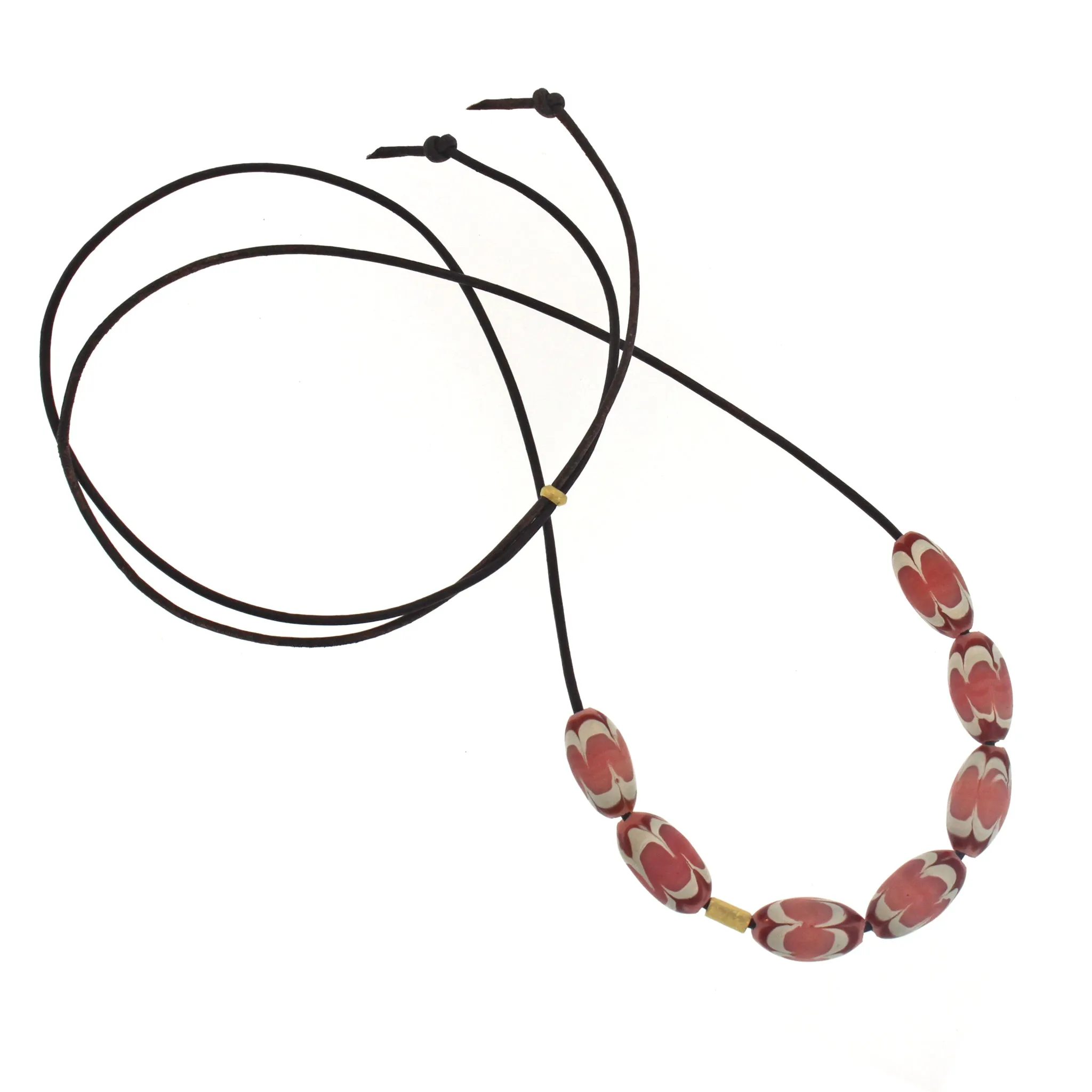 A Pink, Red,   White Swirl Bead Necklace