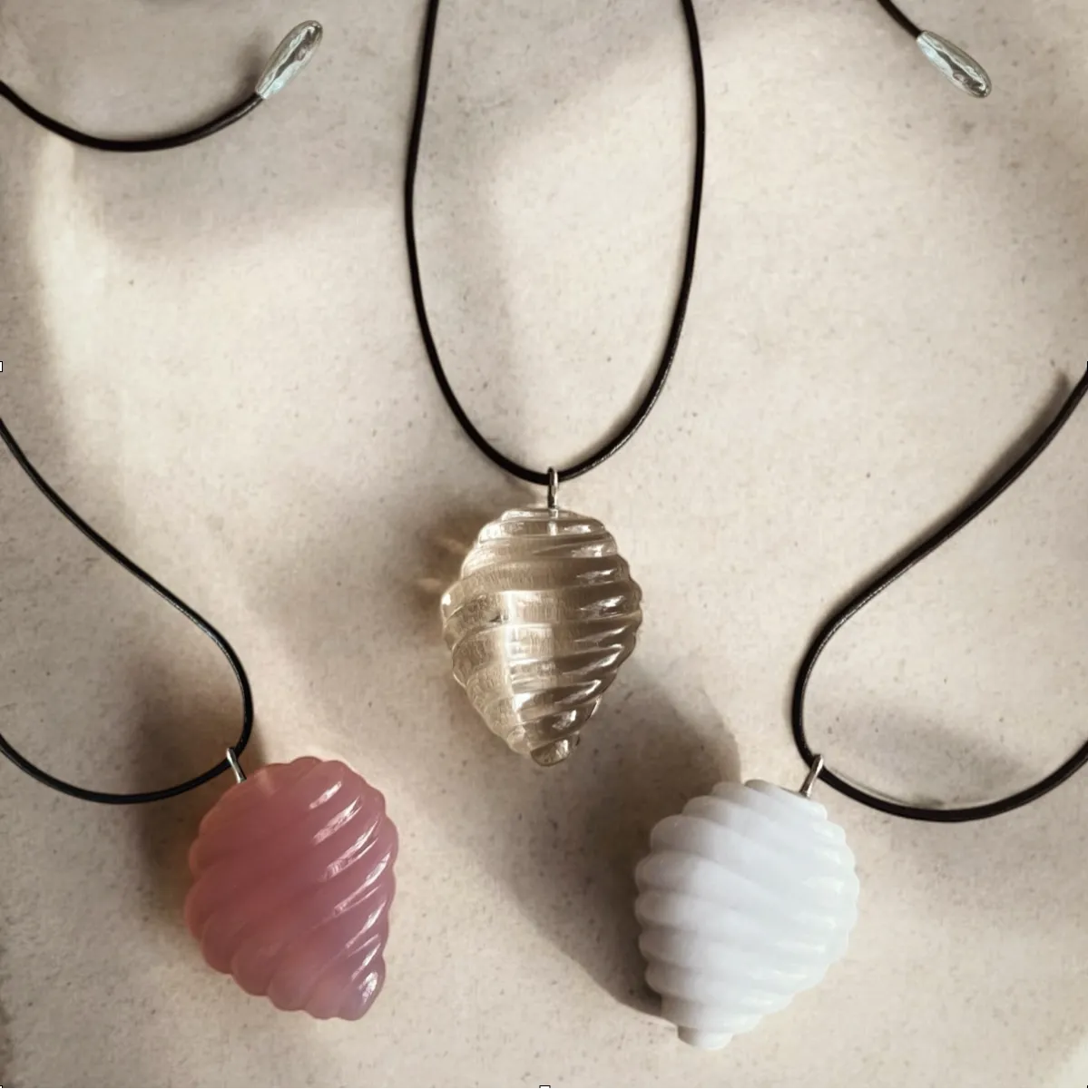 Aeria Pendant