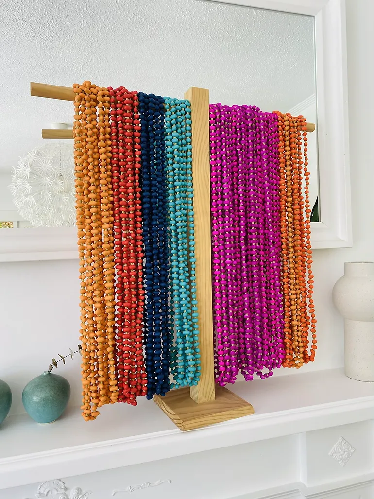 ANNA Wooden Chip Necklace – Mix of 6