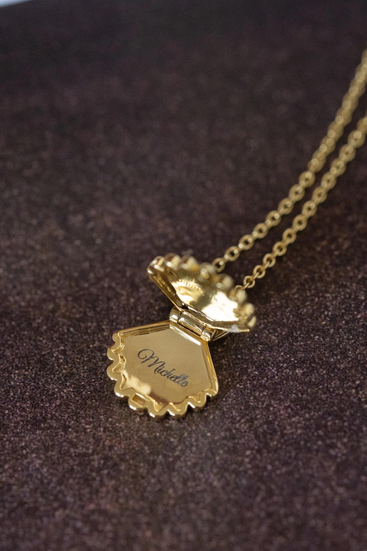 Ariel Shell Engravable Locket Necklace