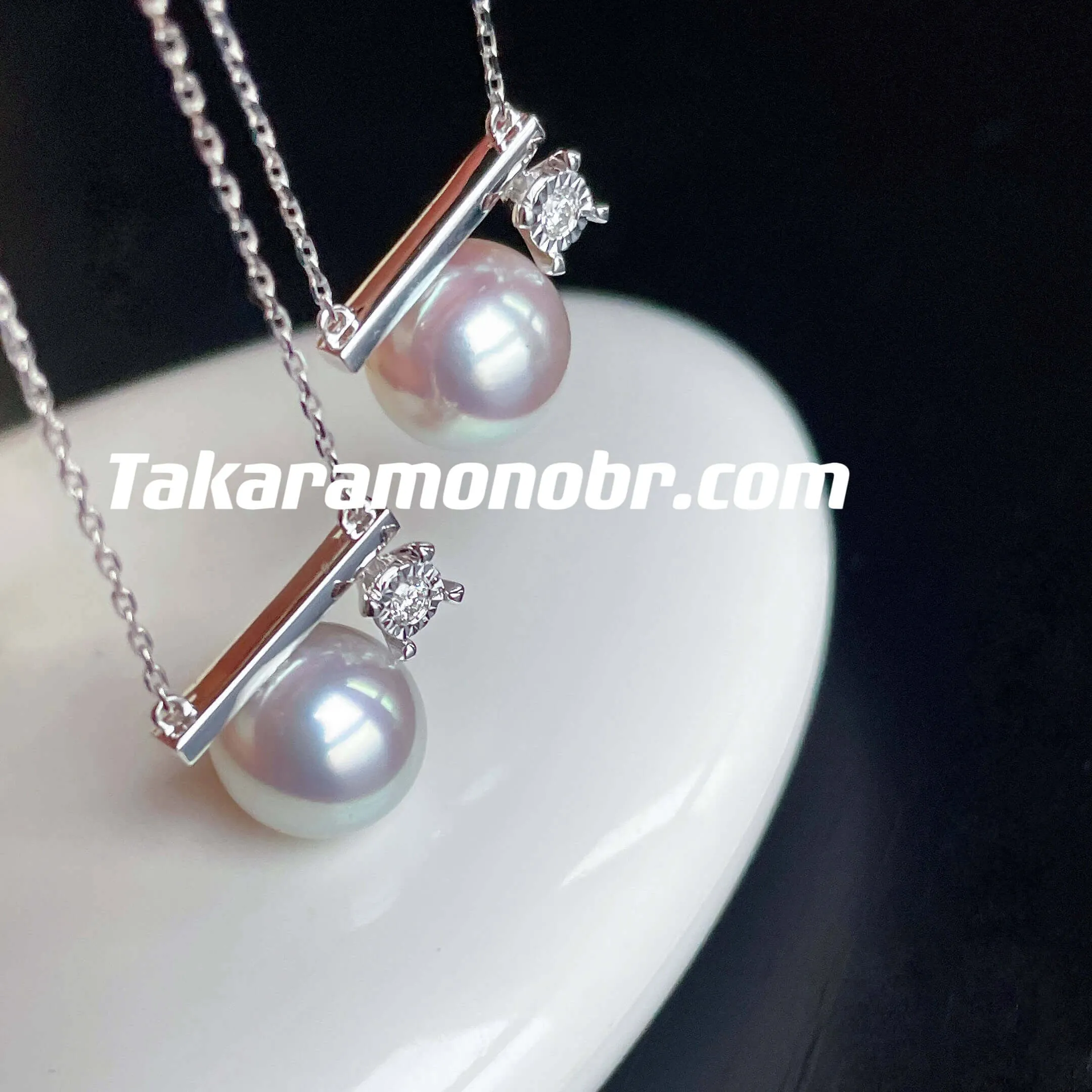 Balance Cultured Silver Gray Akoya Pearl & Diamond Pendant in 18K Gold, 9.5-10.0 mm