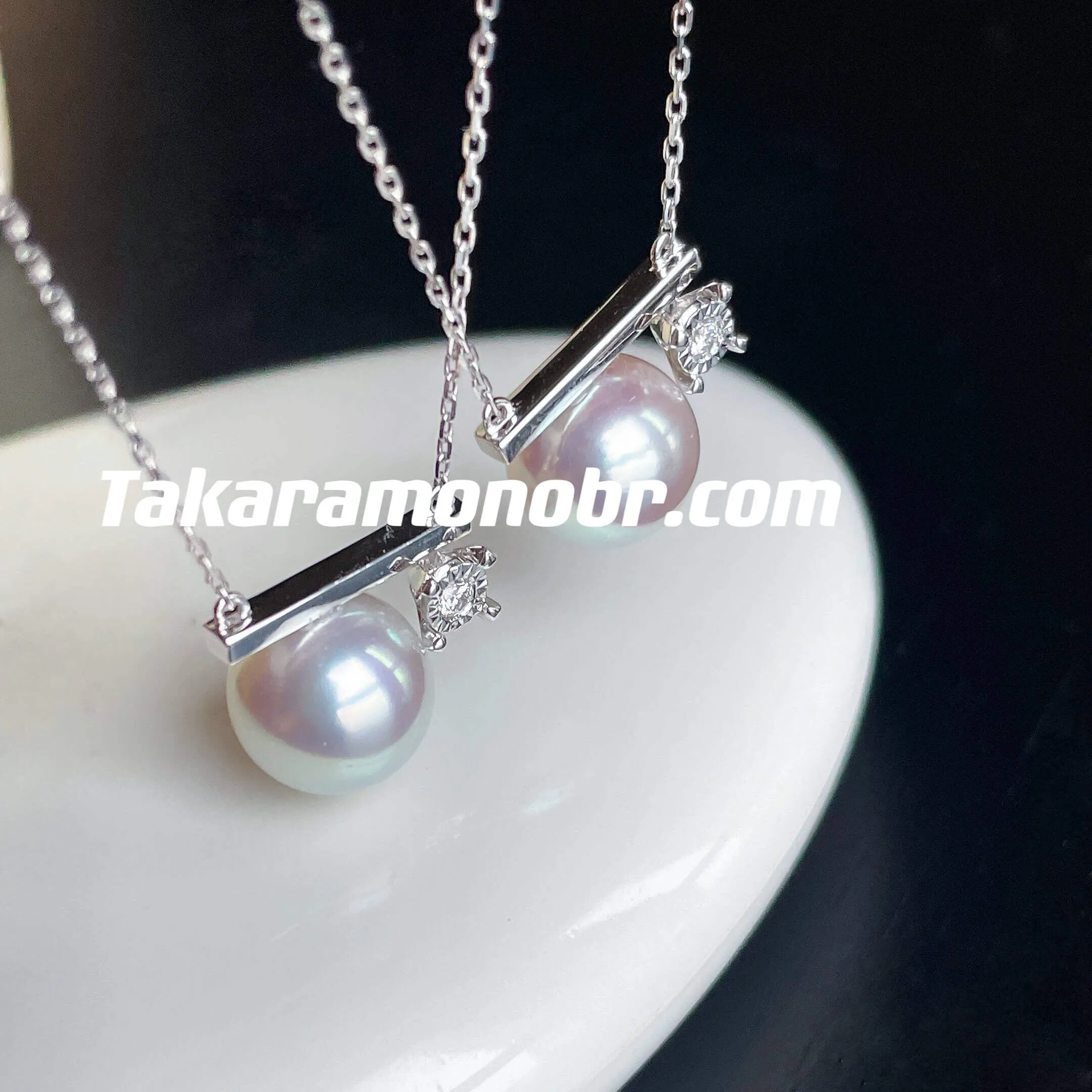 Balance Cultured Silver Gray Akoya Pearl & Diamond Pendant in 18K Gold, 9.5-10.0 mm