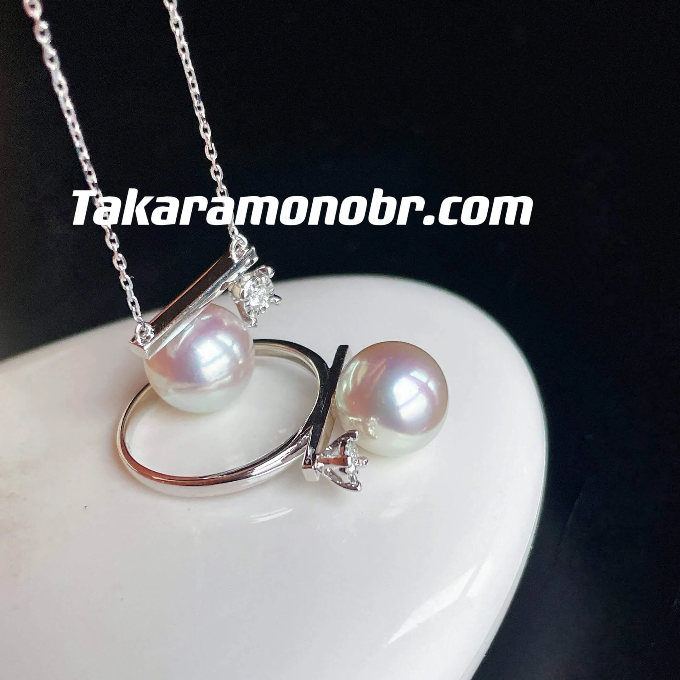 Balance Cultured Silver Gray Akoya Pearl & Diamond Pendant in 18K Gold, 9.5-10.0 mm