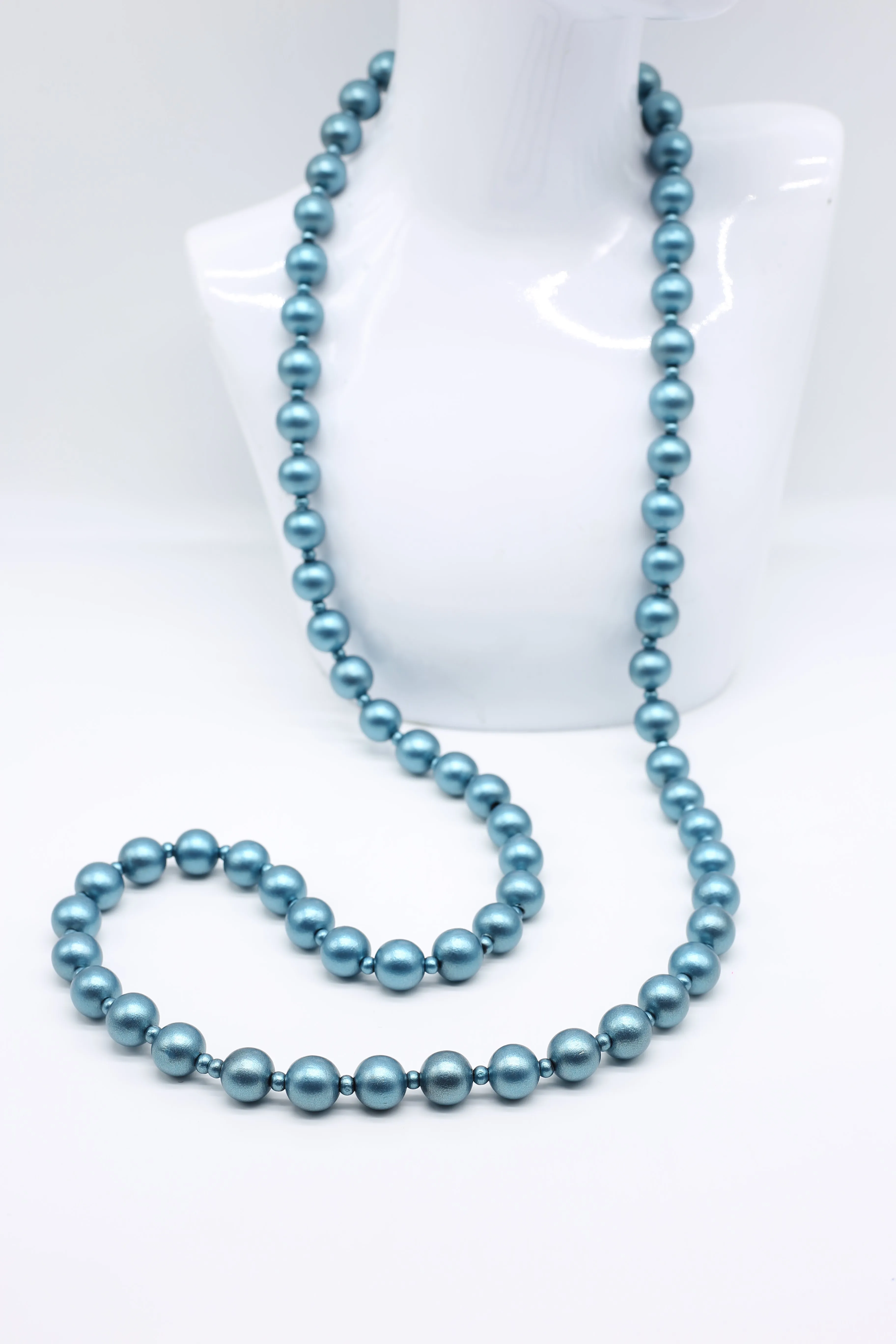 BARCELONA HAND PAINTED ROUND WOODEN BEADS NECKLACES - 22MM