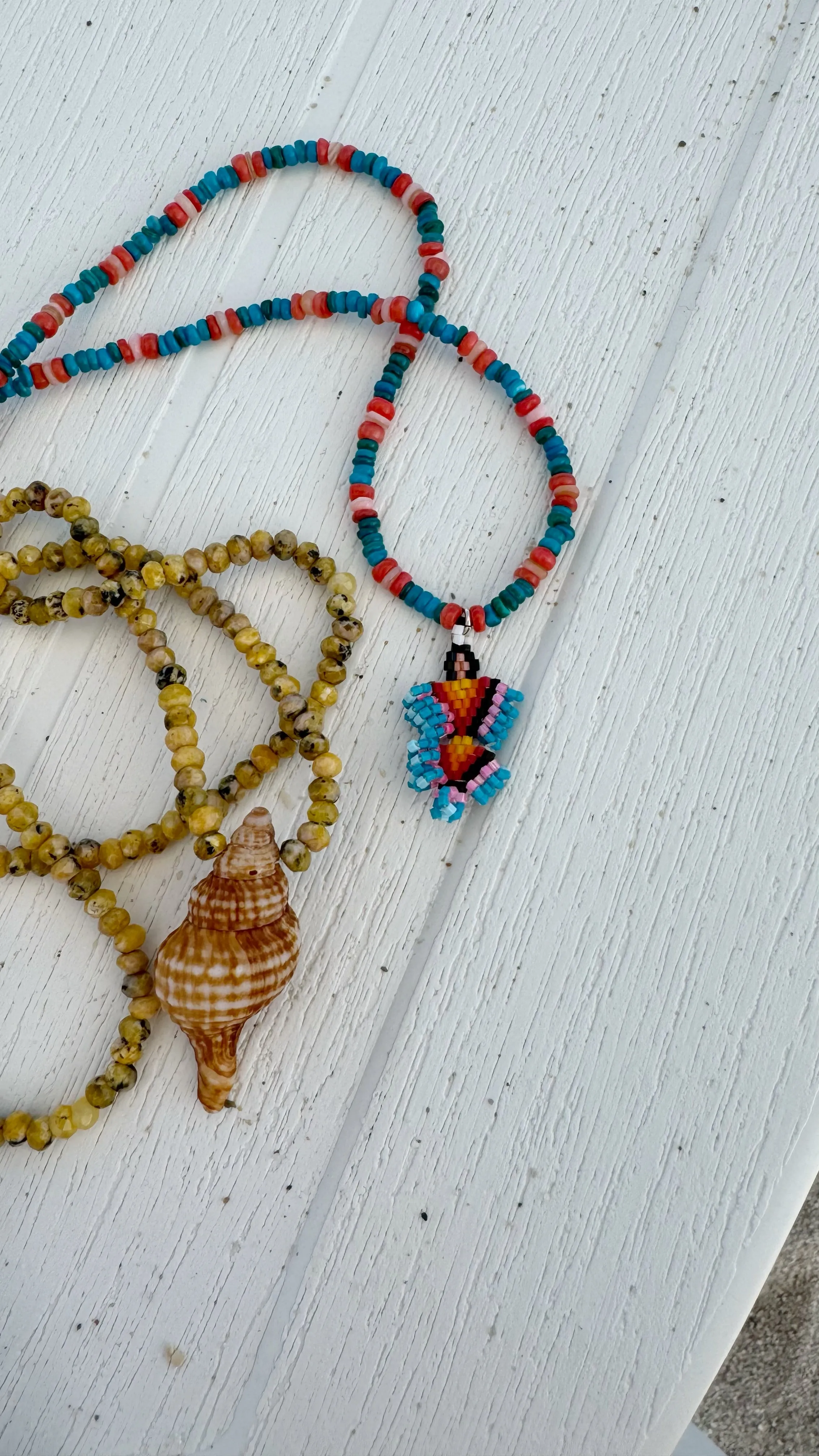 Bay seashell necklace