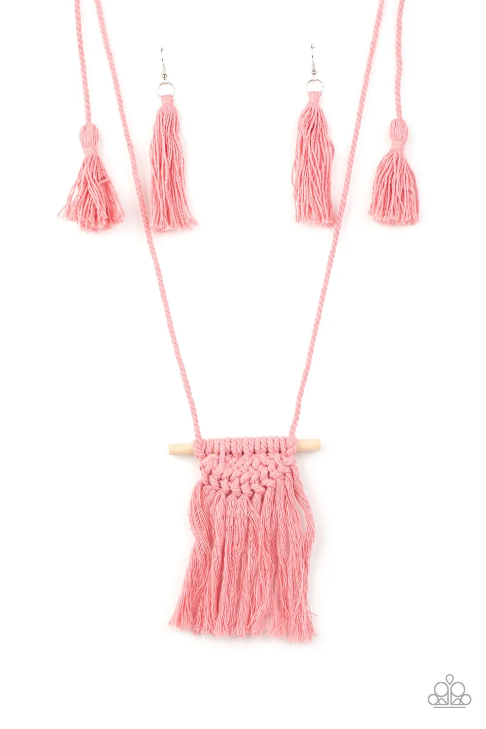 Between You And Macrame' - Pink