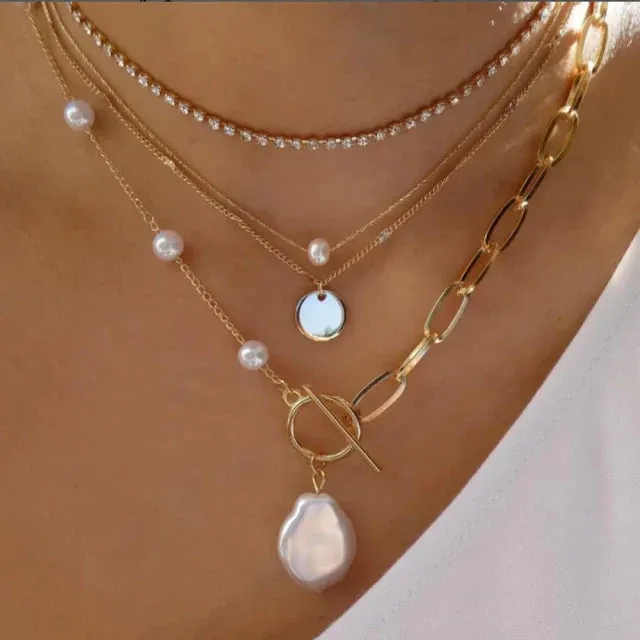 Bohemia Multilayer Crystal Butterfly Pendant Necklaces Women Hollow Heart Choker Necklace Fashion Jewelry Party