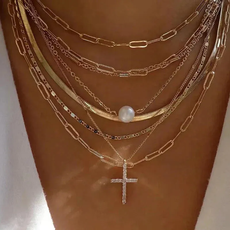 Bohemia Multilayer Crystal Butterfly Pendant Necklaces Women Hollow Heart Choker Necklace Fashion Jewelry Party