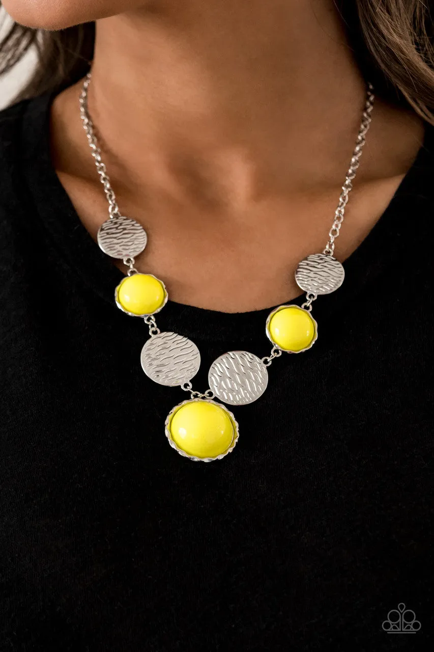 Bohemian Bombshell - Yellow - Bead and Wavy Silver Disc Paparazzi Short Necklace