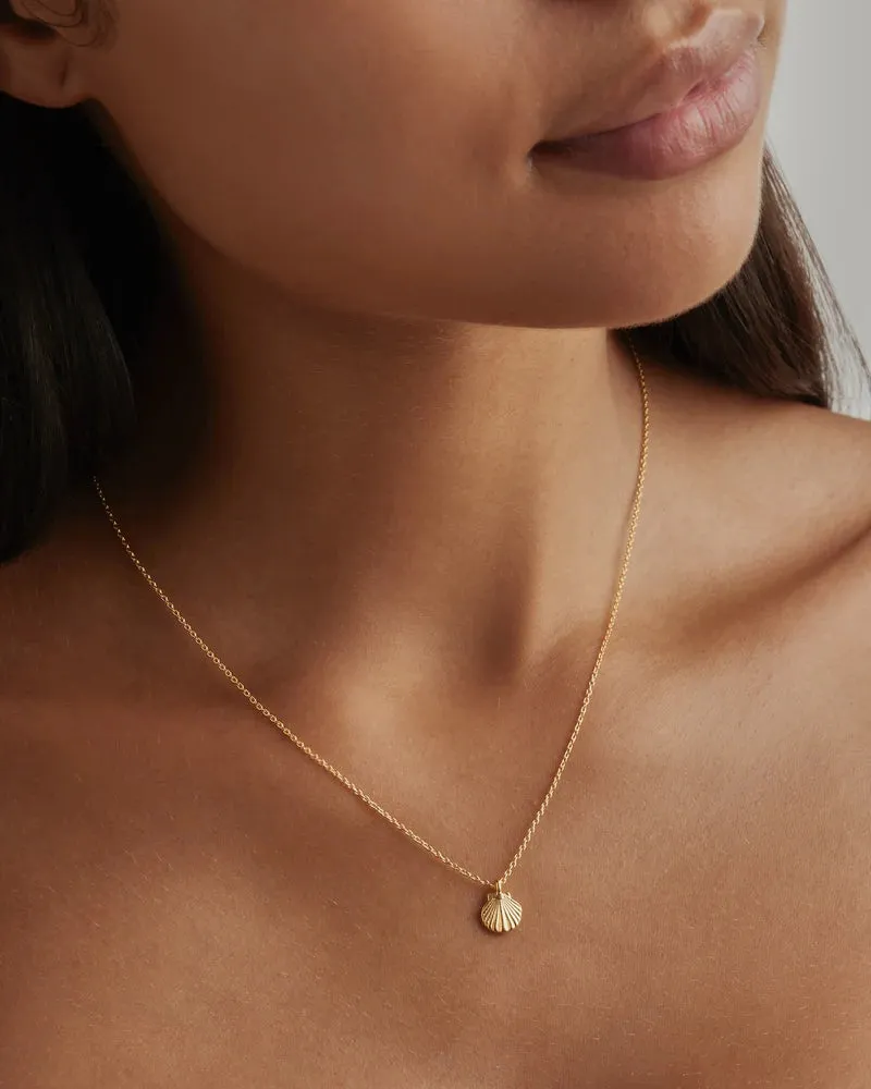By Charlotte By The Shore Shell Necklace in 18K Gold Vermeil