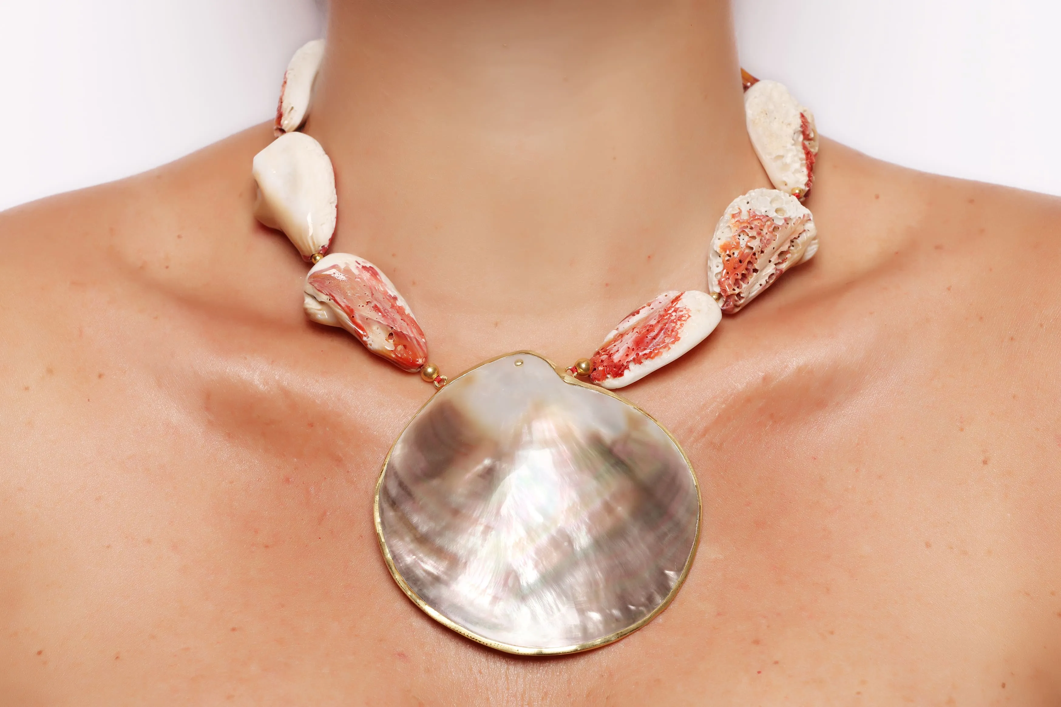 Capri In Natural Seashell And Mother Of Pearls