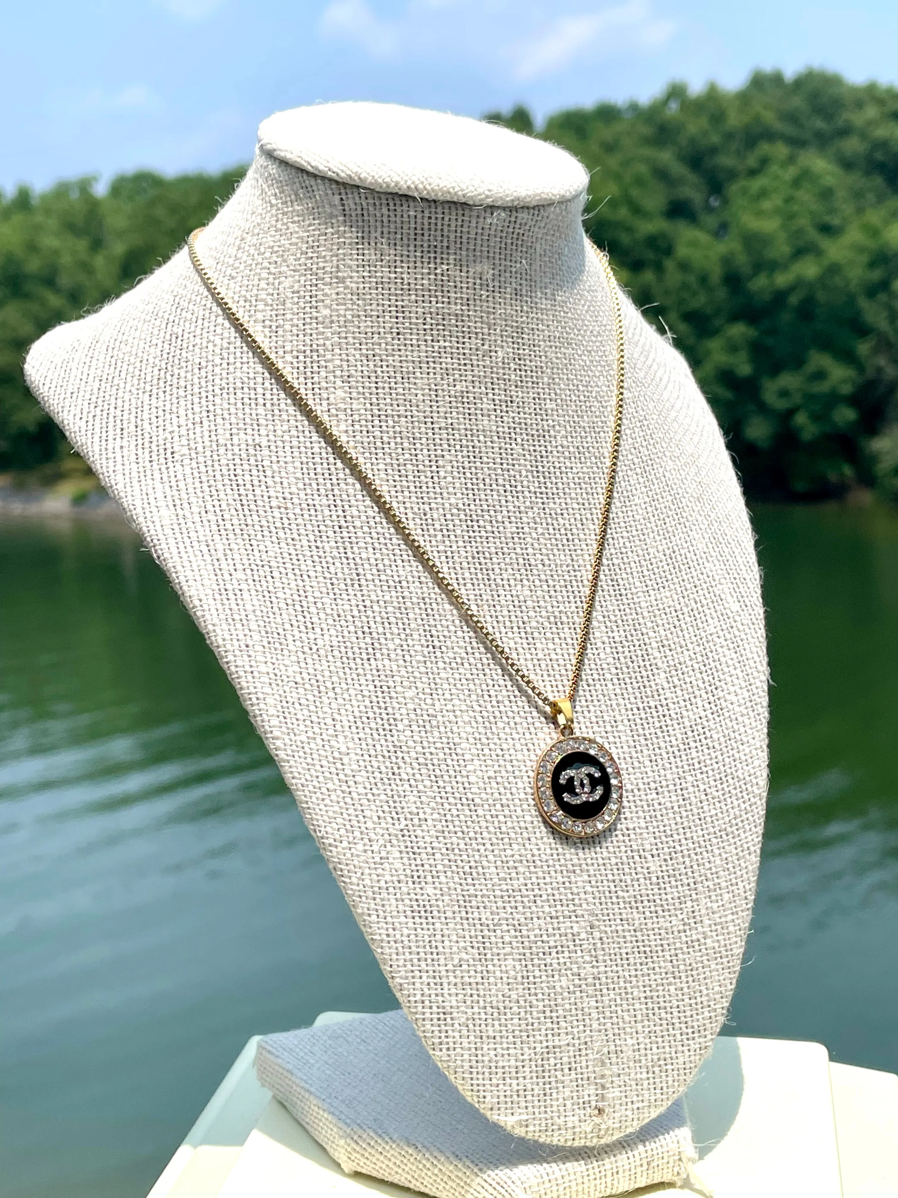 CC Rhinestone Halo Pendant Necklace- BLACK