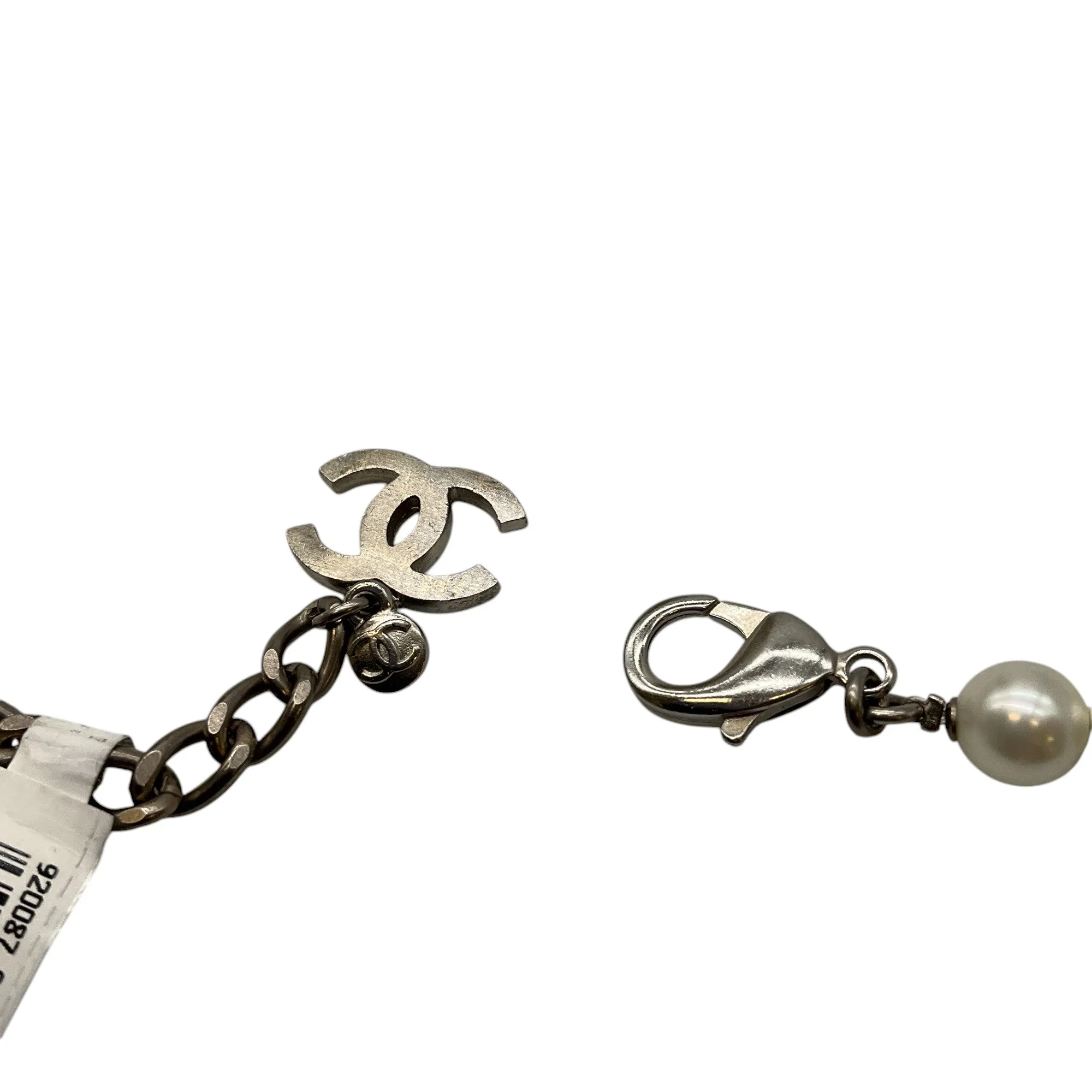 Chanel Pearl 2006 CC Logo Crystal Embellished Strass Necklace