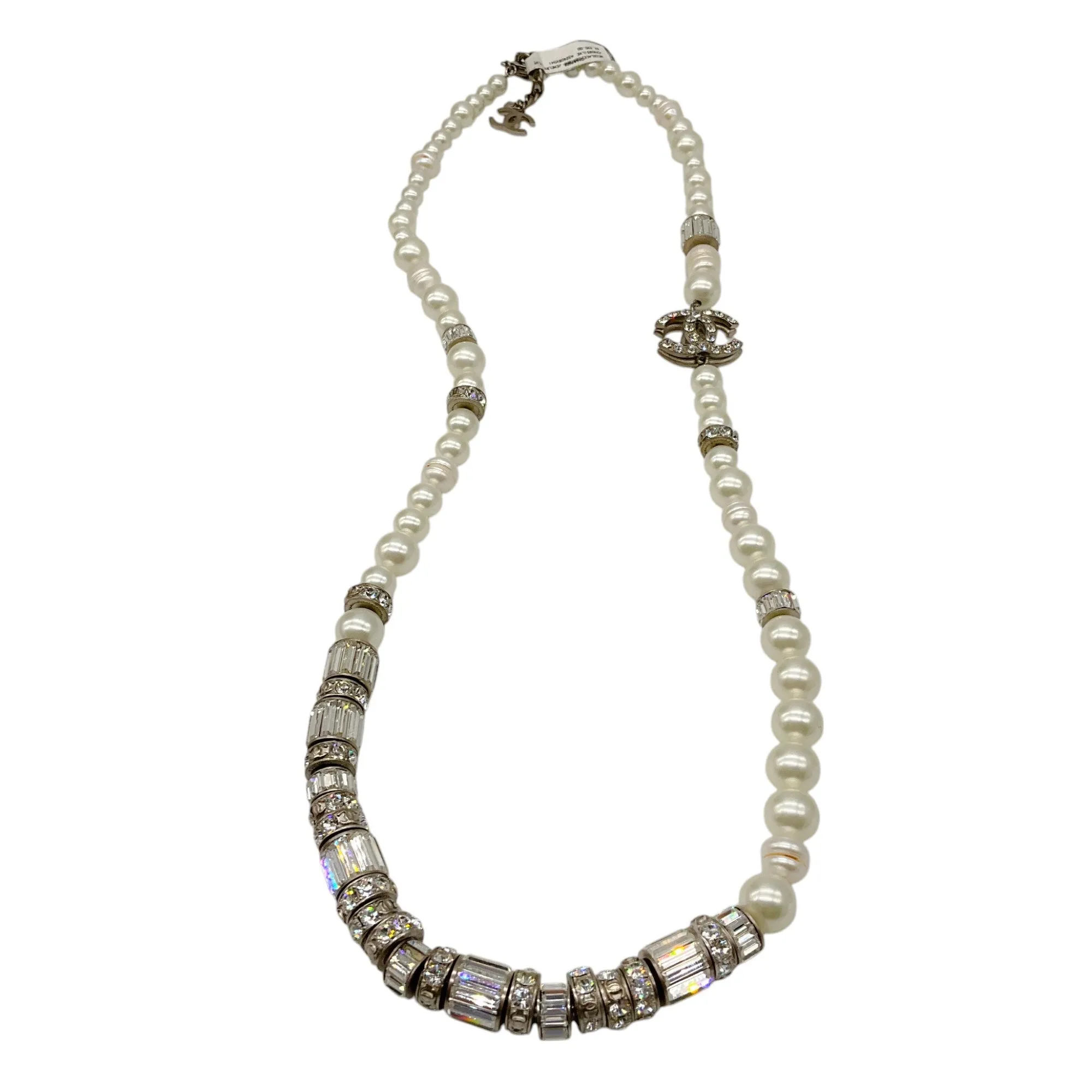 Chanel Pearl 2006 CC Logo Crystal Embellished Strass Necklace