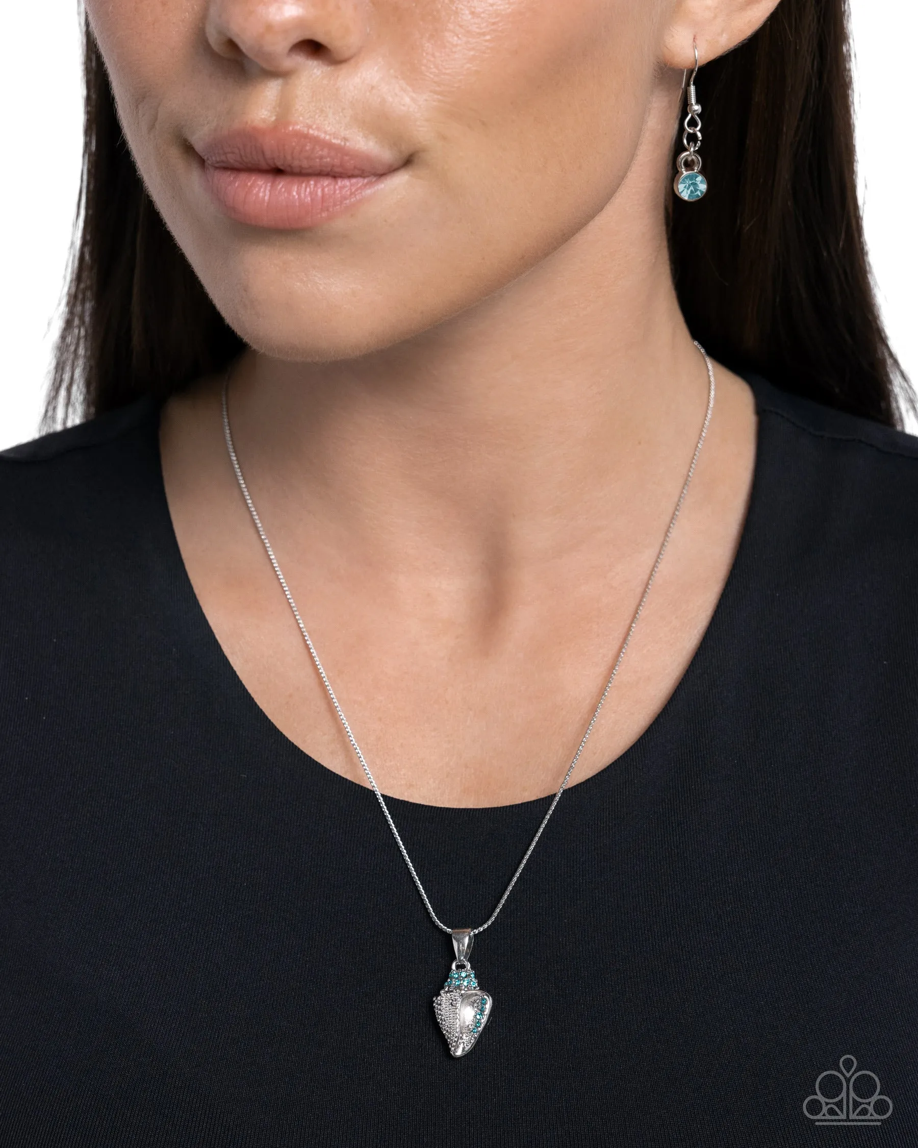 Conch Confidence - Blue - Rhinestone Studded Seashell Paparazzi Short Necklace