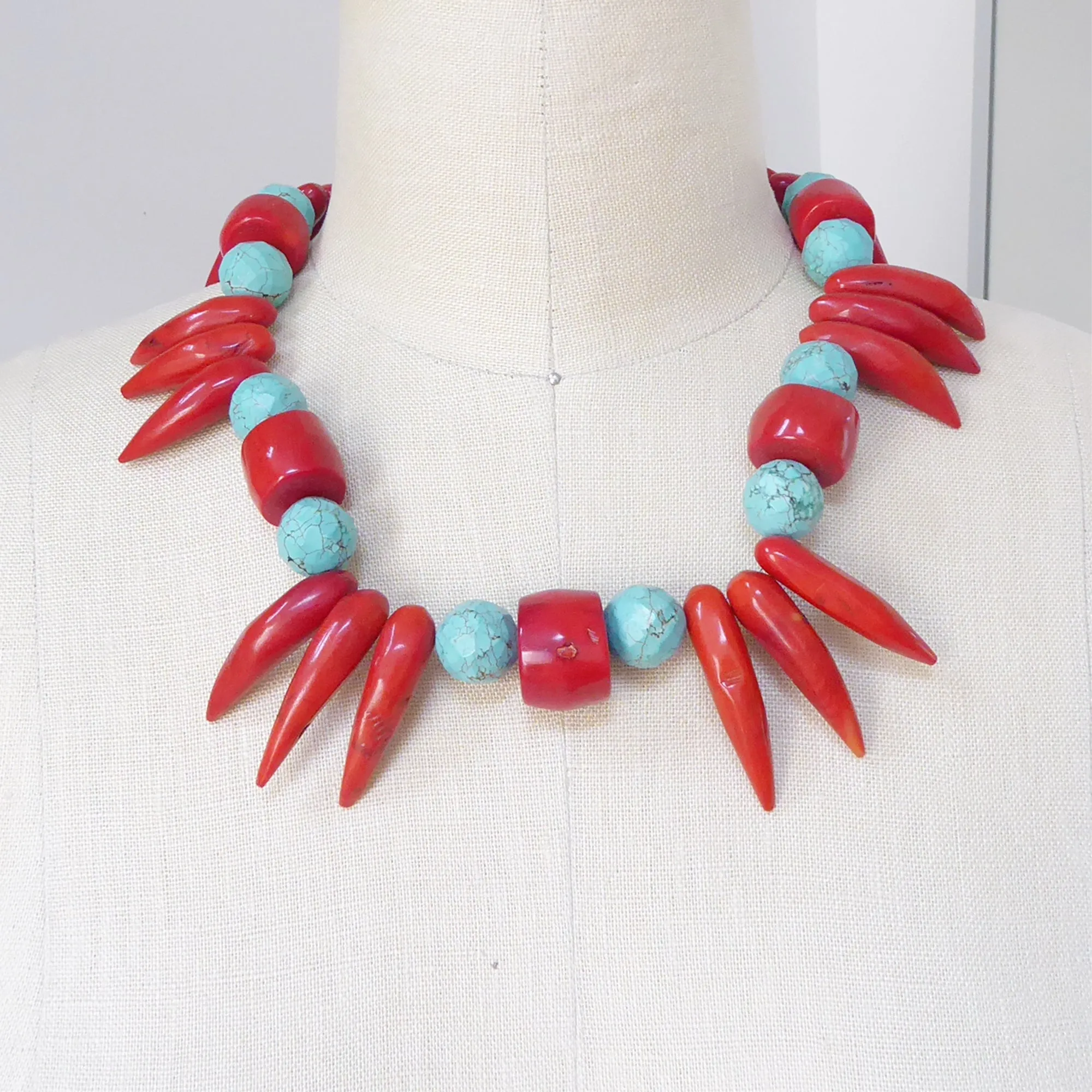 Coral and turquoise howlite collar necklace