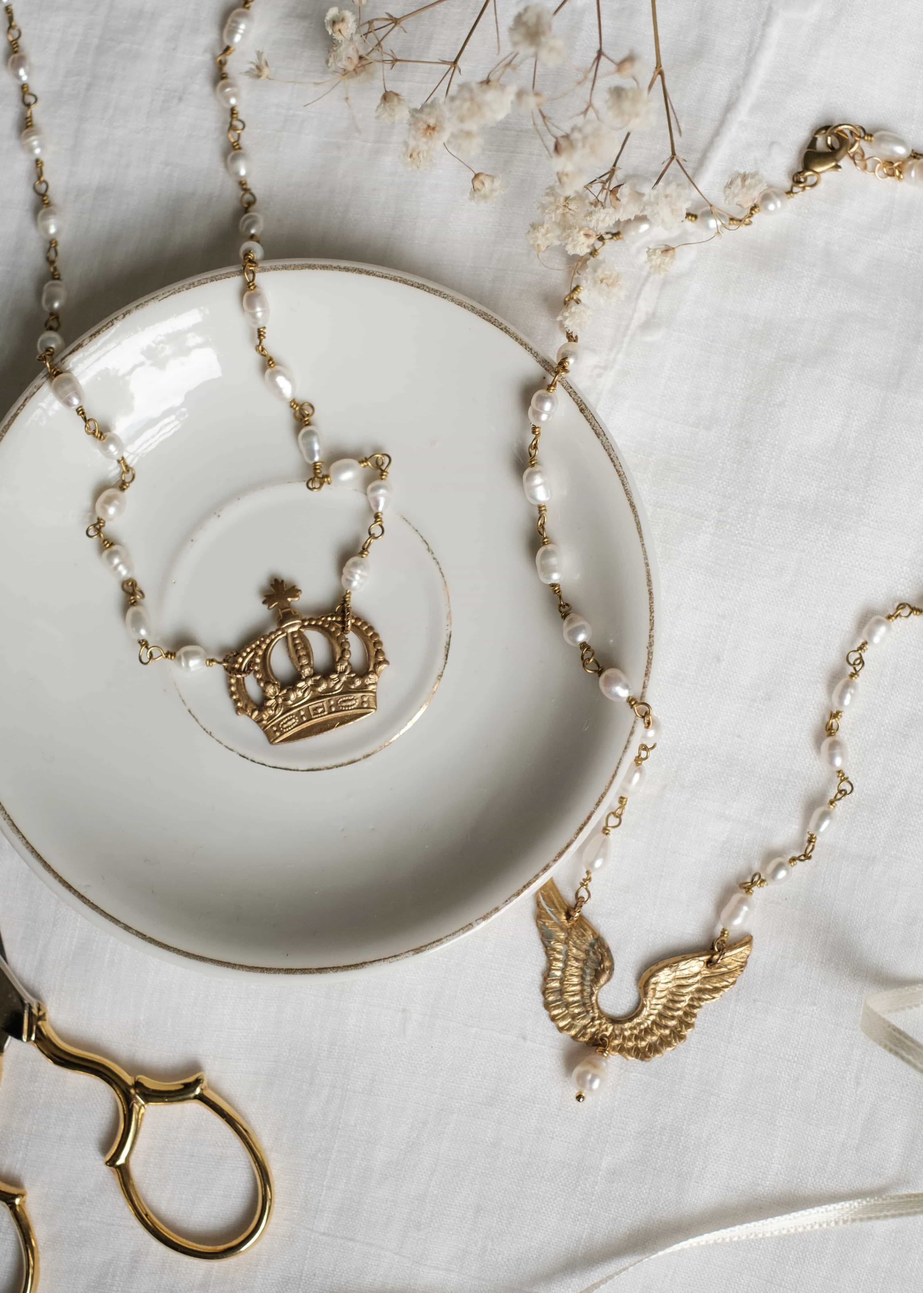 Curio Necklace