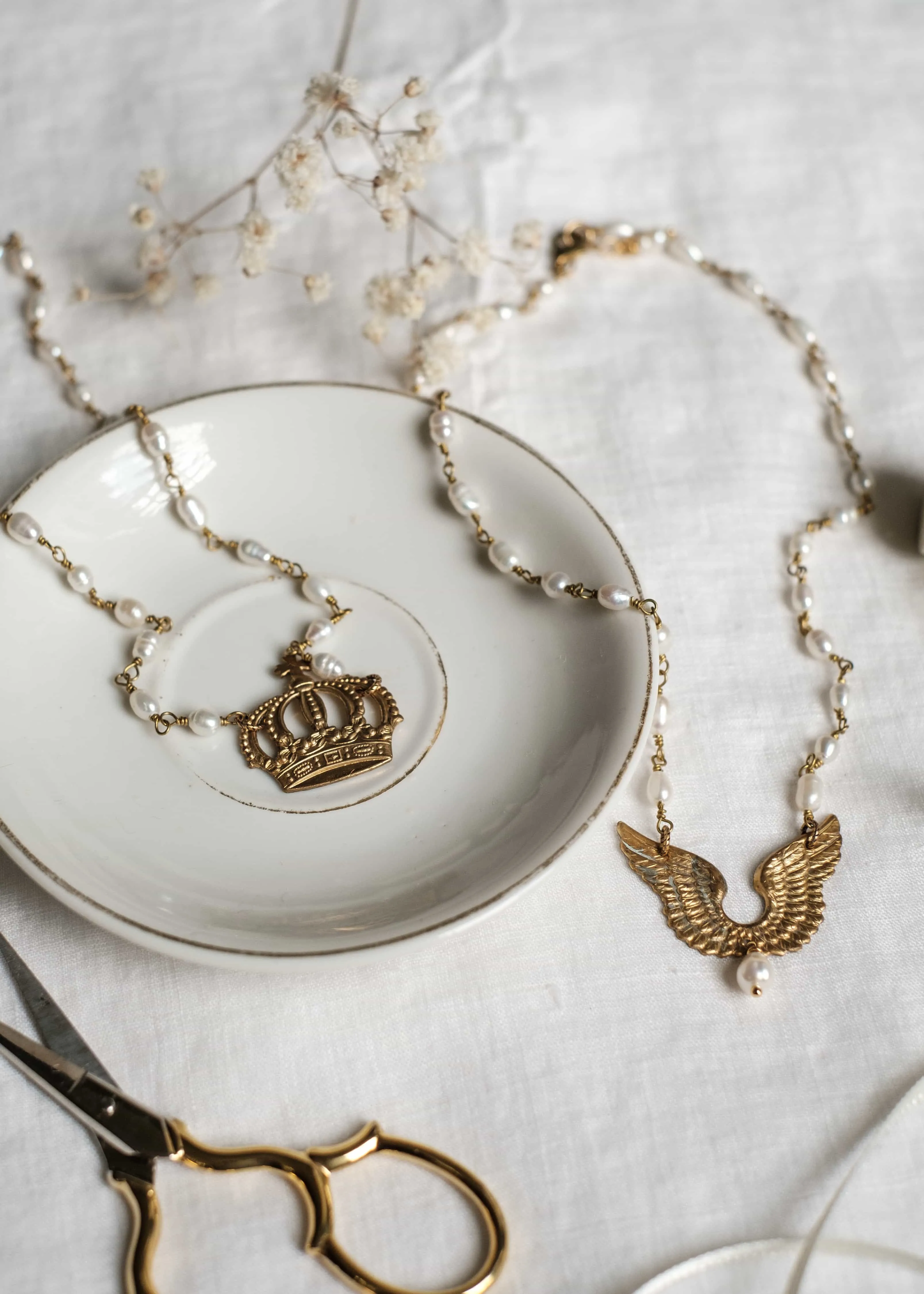 Curio Necklace