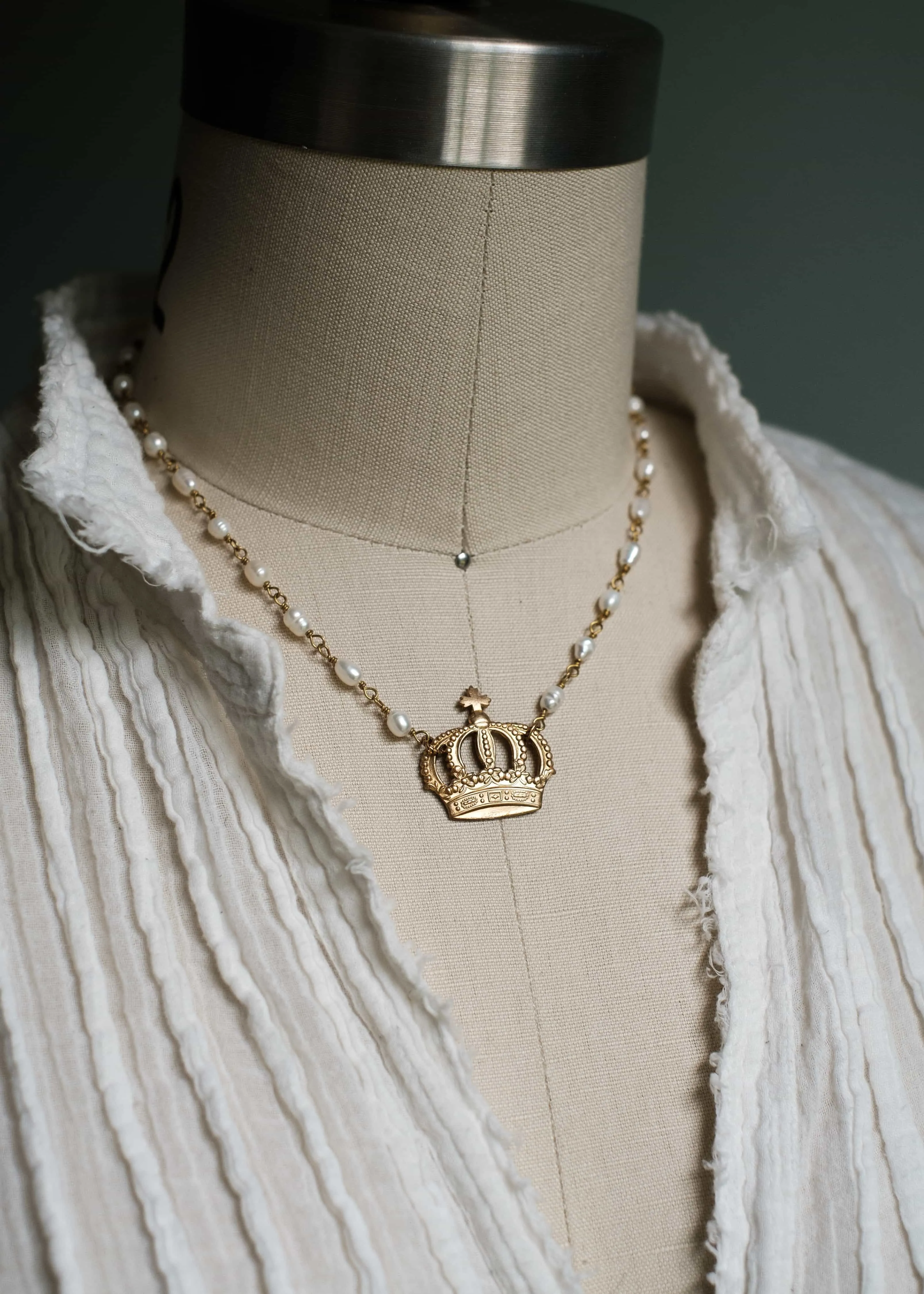 Curio Necklace