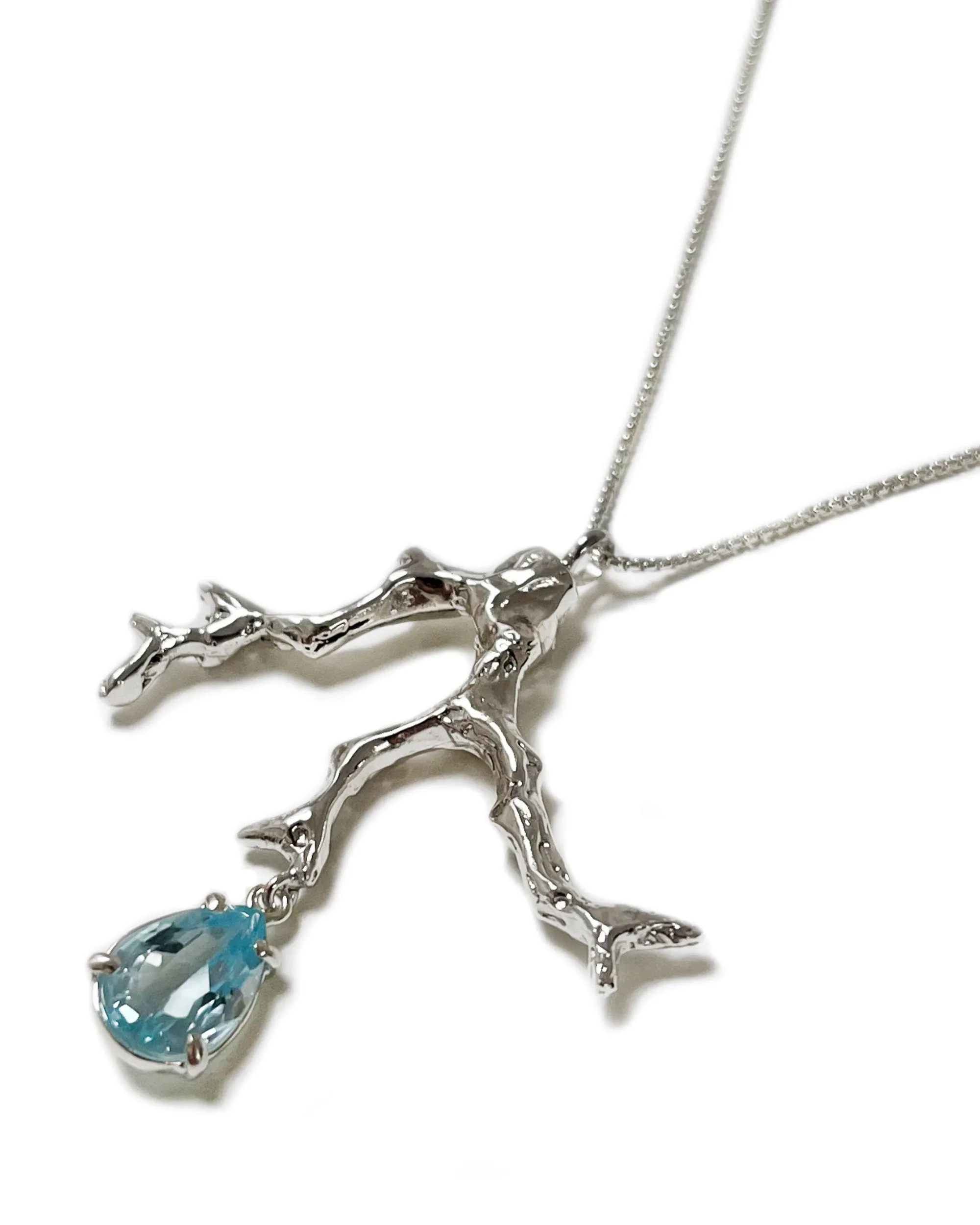 Diana Necklace in Aqua Quartz