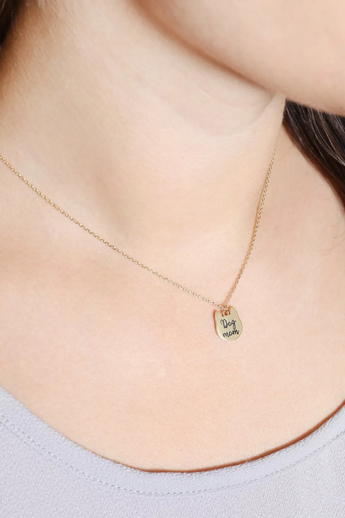 Dog Mom Engrave Pendant Necklace Gold - Pack of 6