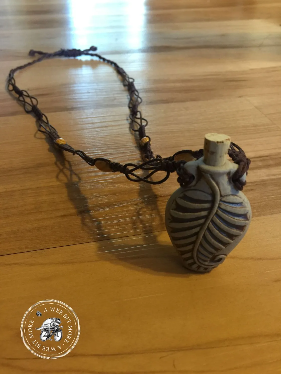 Essential Oils Macramé Necklace – Palm Leaf Clay Pendant