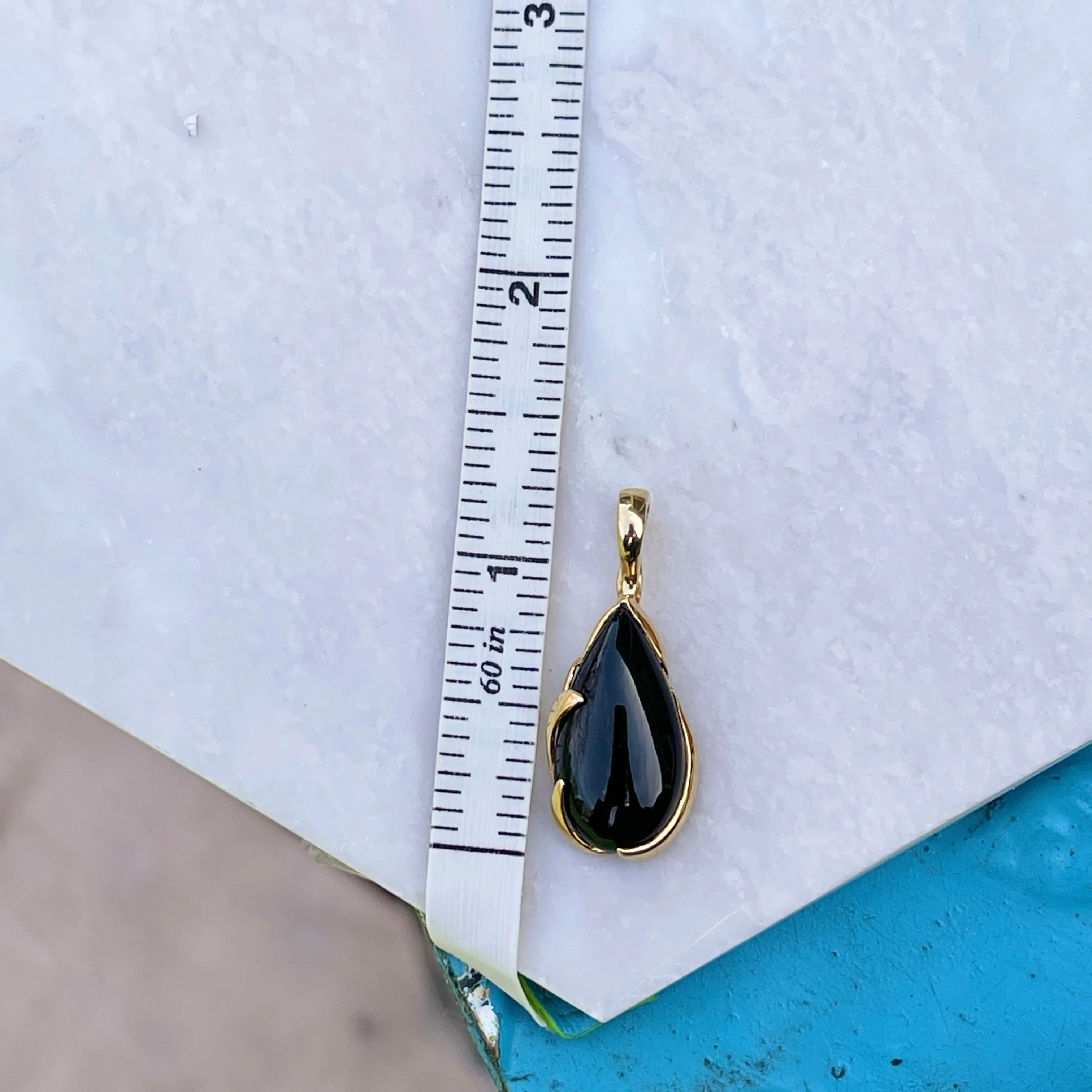 Estate 14KT Yellow Gold Detailed Black Onyx Teardrop Pendant Omega Slide