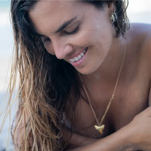 Fiji Shark Necklace Gold