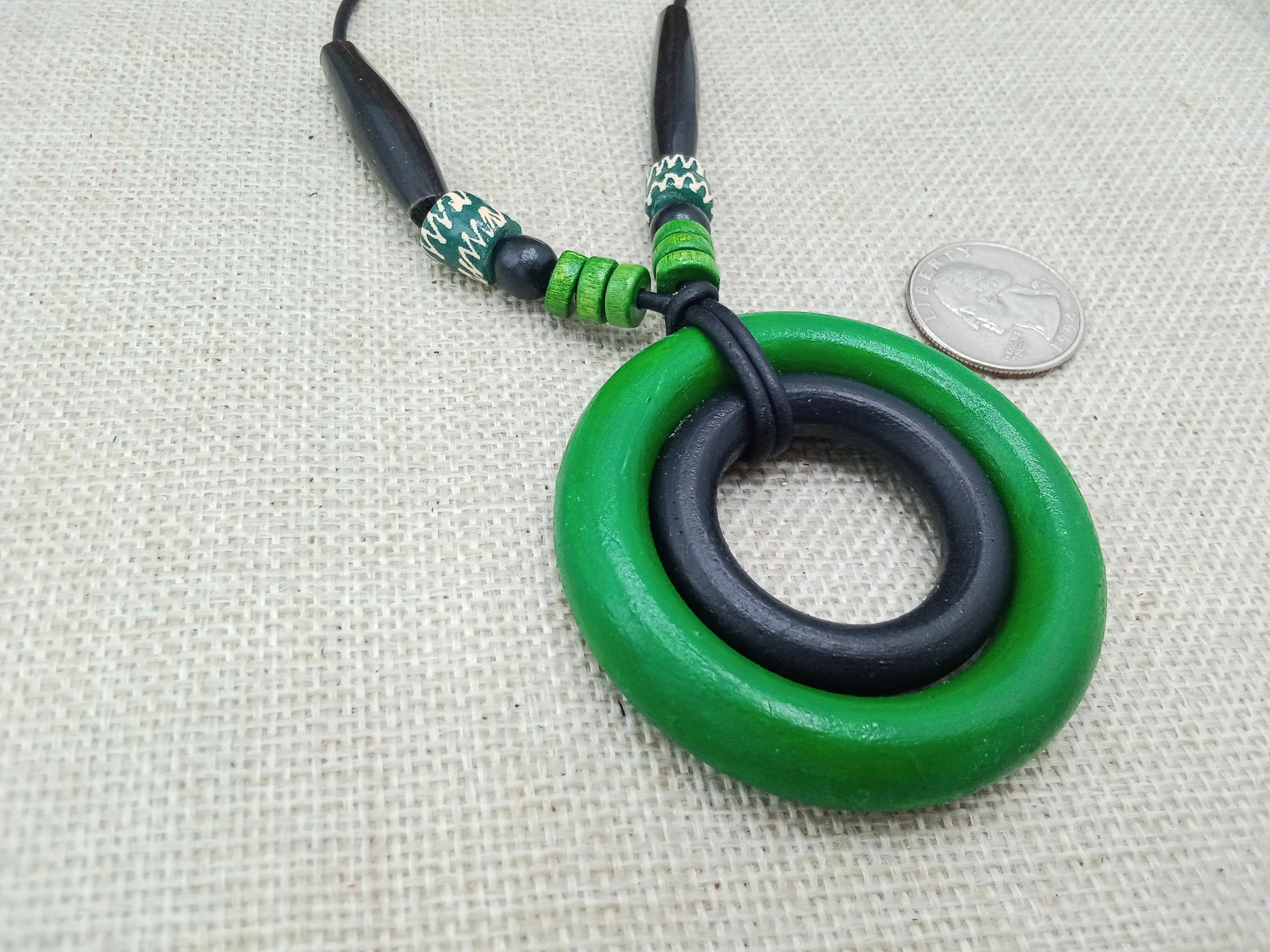 Green Necklaces for Women Wooden Beaded Long Jewelry Ethnic Round Handmade Gift