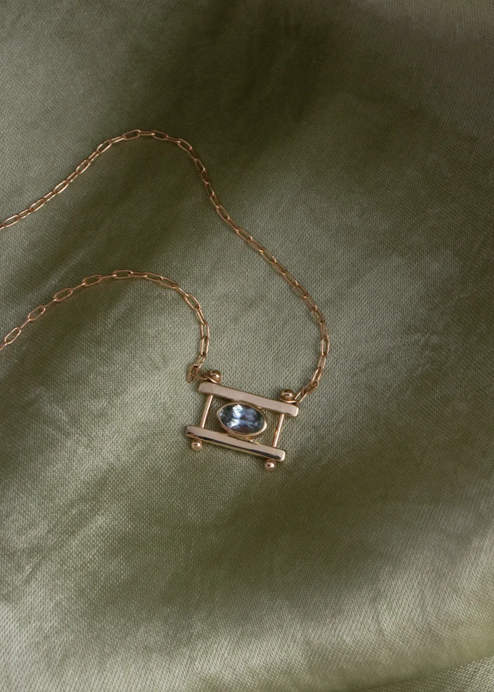 In Stock | Indigo Blue Sapphire Oval Kiyo Necklace