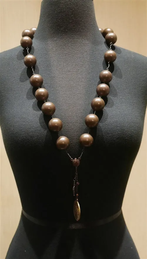 Kimme Winter Wooden Rosary Style Necklace
