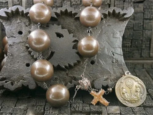 Kimme Winter Wooden Rosary Style Necklace
