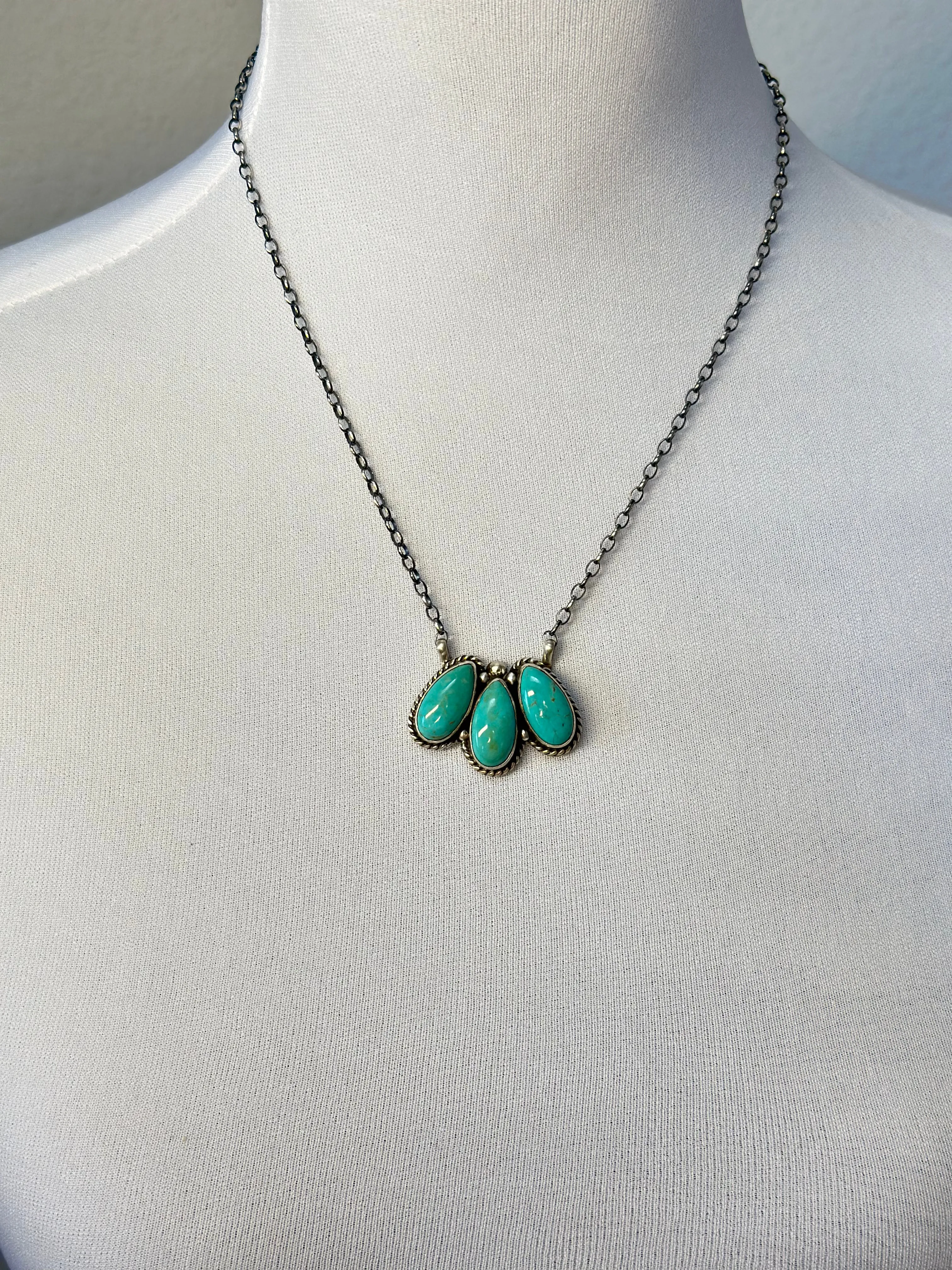 Kingman 3 Stone Necklace