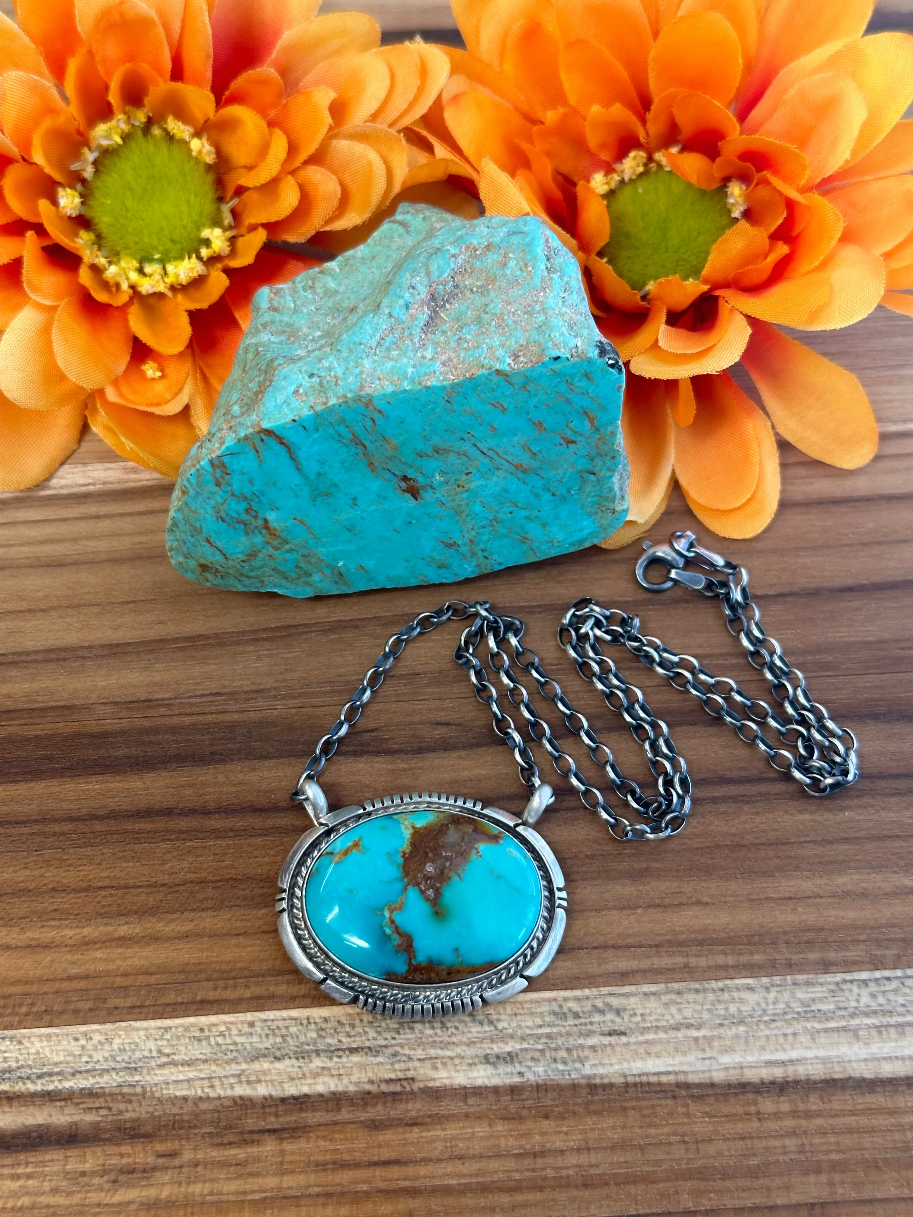 Kingman Oval Necklace