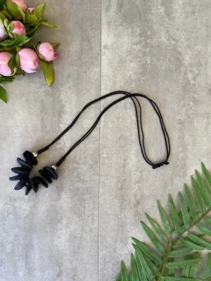 Megane Necklace in Black