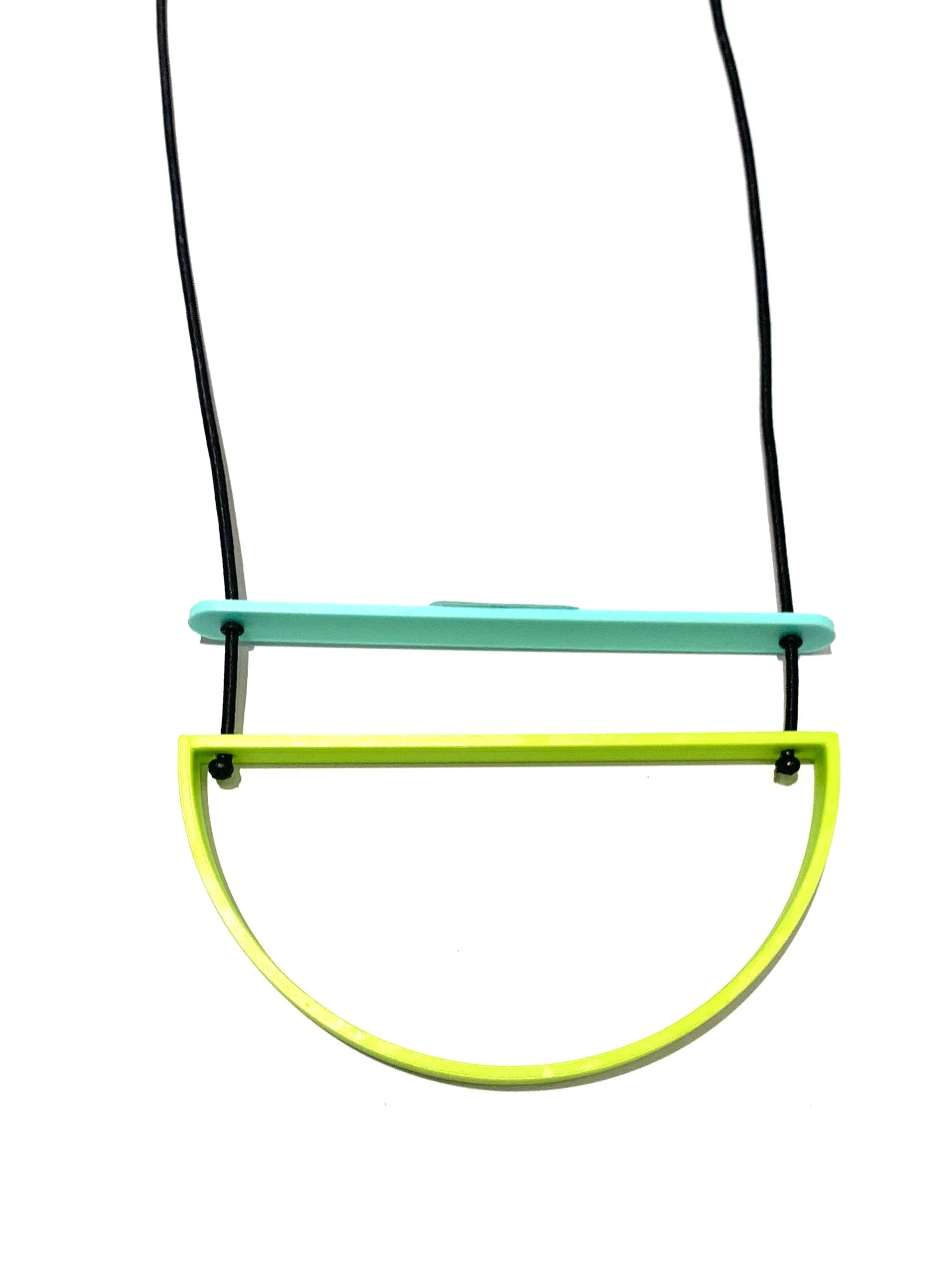 MENEO- Line Semi Circle Necklace