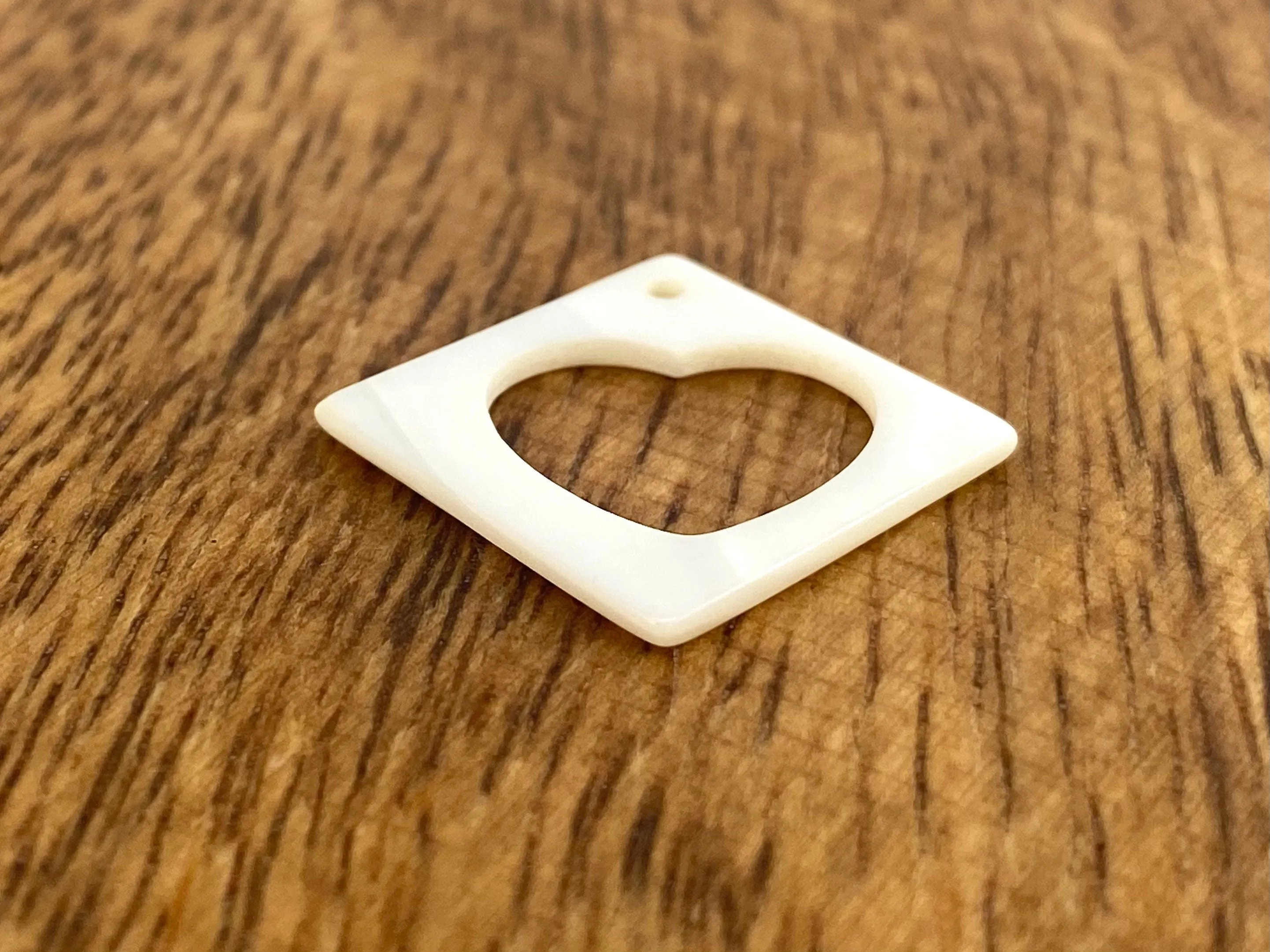 Mother Of Pearl Diamond Square Heart Cut Out Shell, Sku#M344
