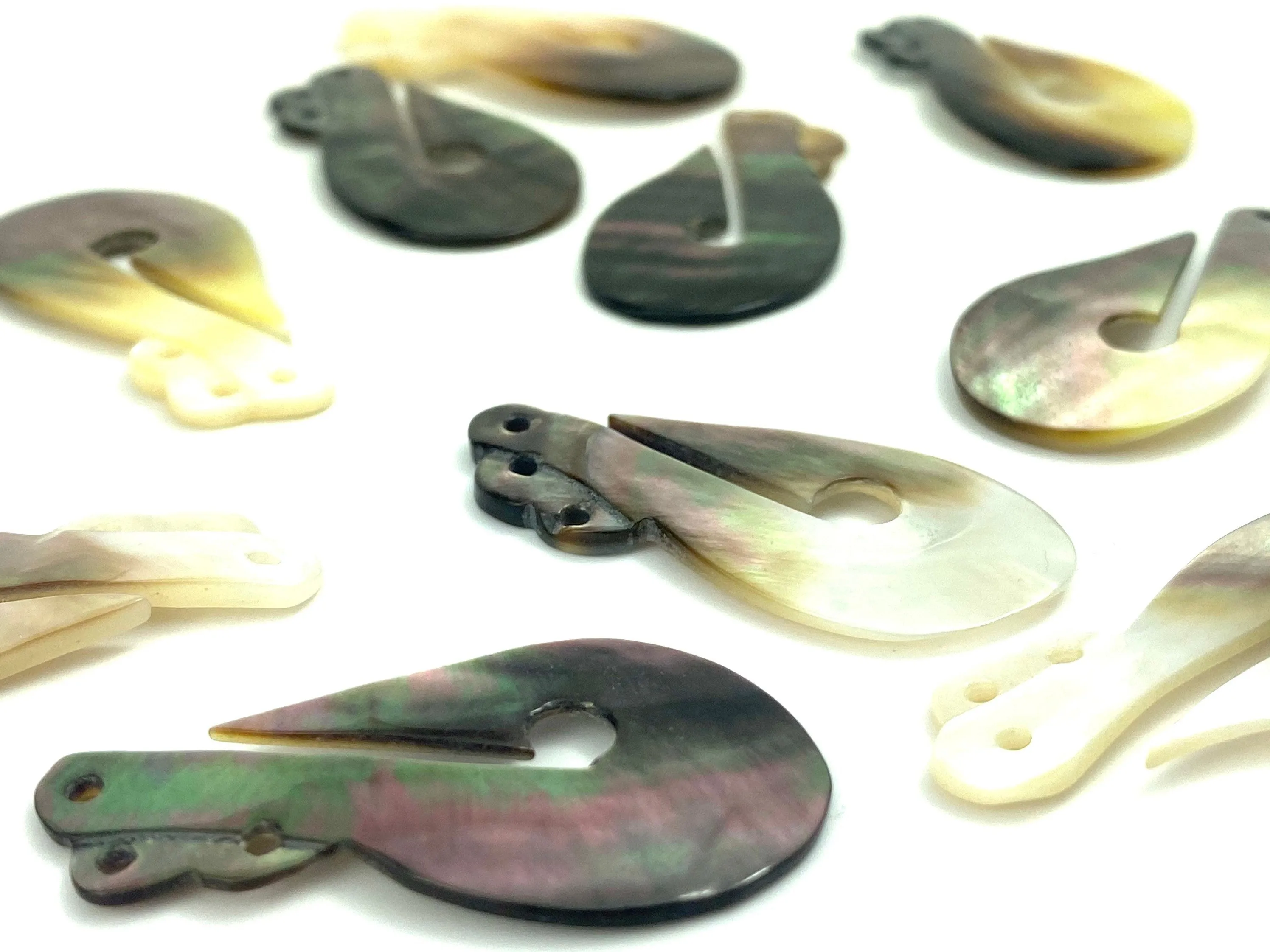 Mother Of Pearl Hook Shell, Sku#M340