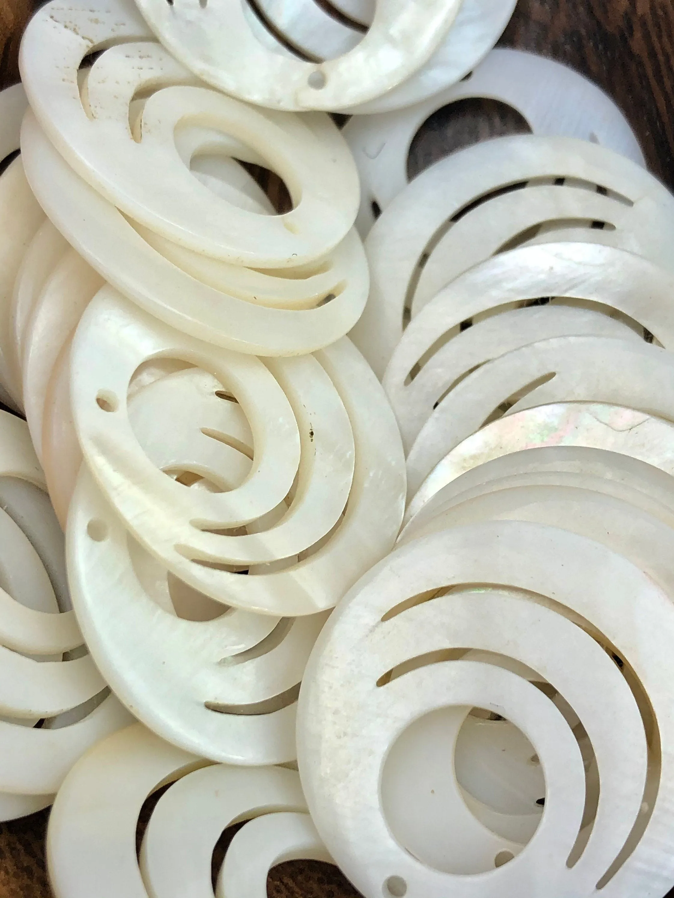 Mother Of Pearl Shell Sku#M624