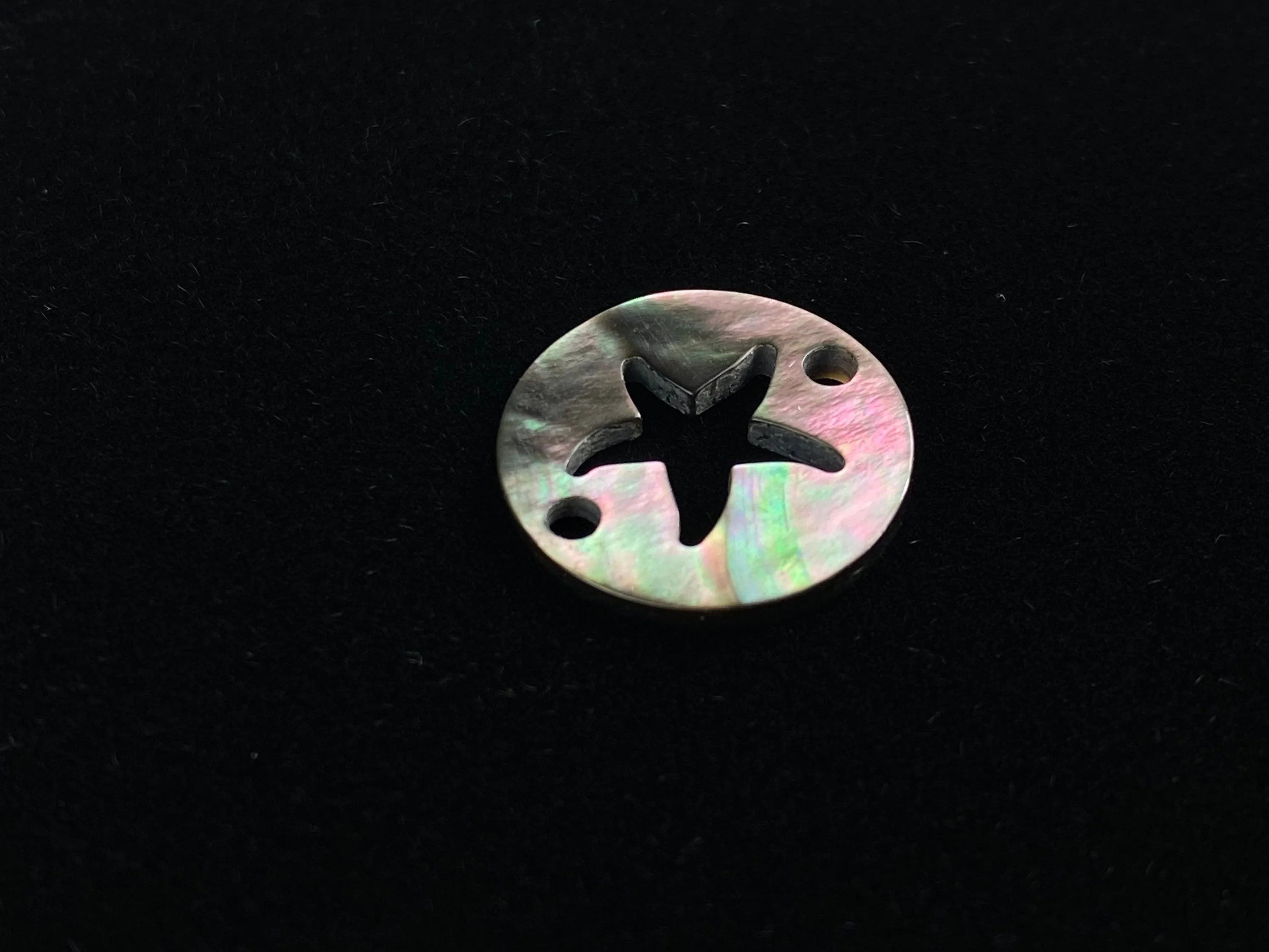 Mother of Pearl Star Carved Bead