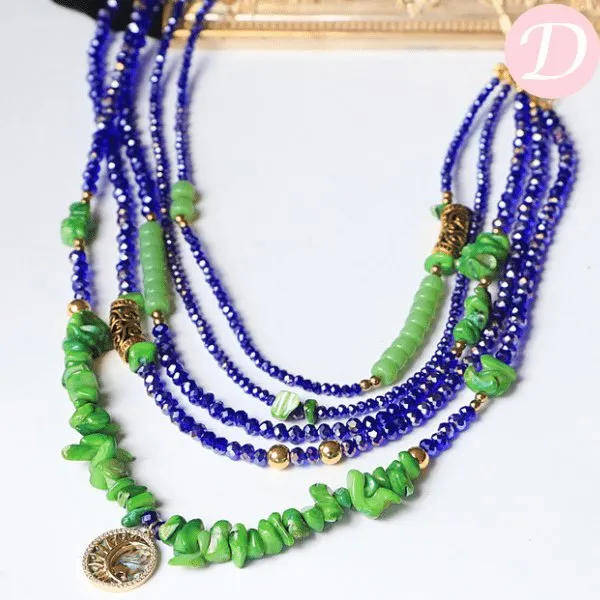 Oro Crystal Necklace - Seashell and Crystal