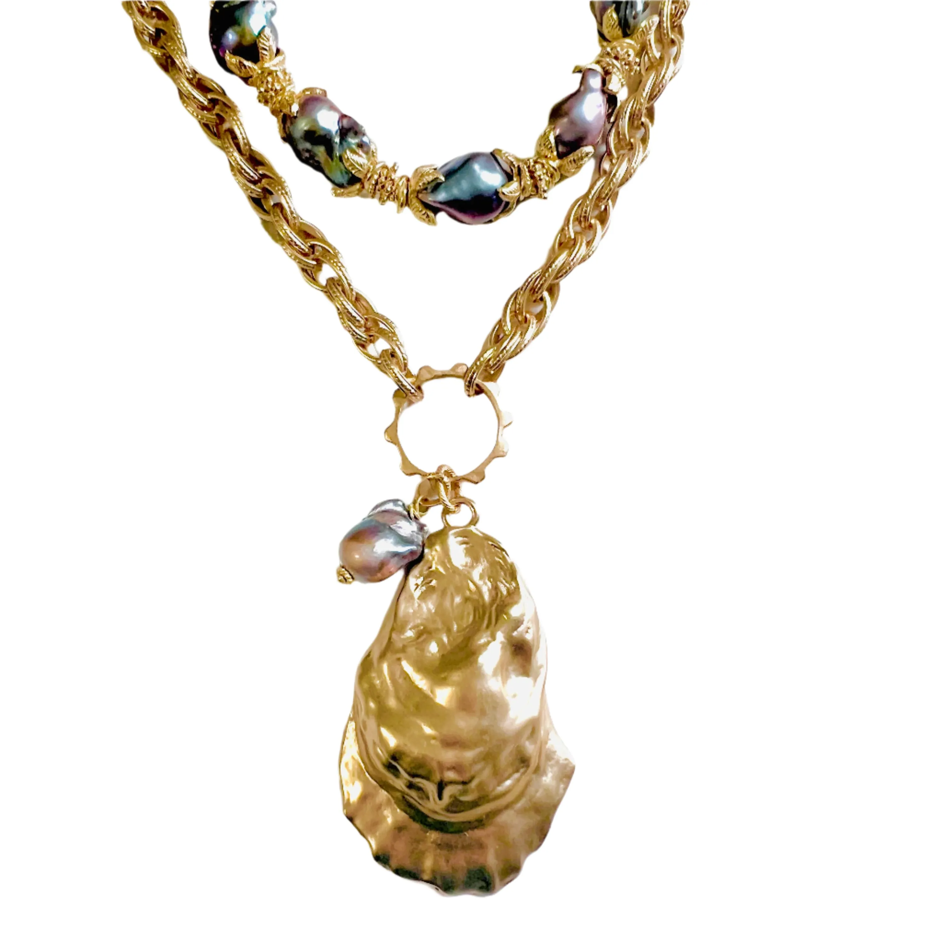 Phoebe Gold Oyster Shell Pendant with Large Peacock  Pearl Accent