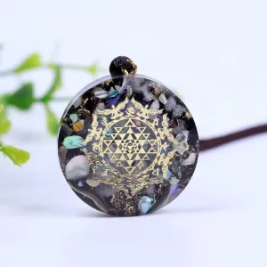 Reiki Orgonite Pendant Natural Shell Amulet Healing Crystal Pendant Meditation